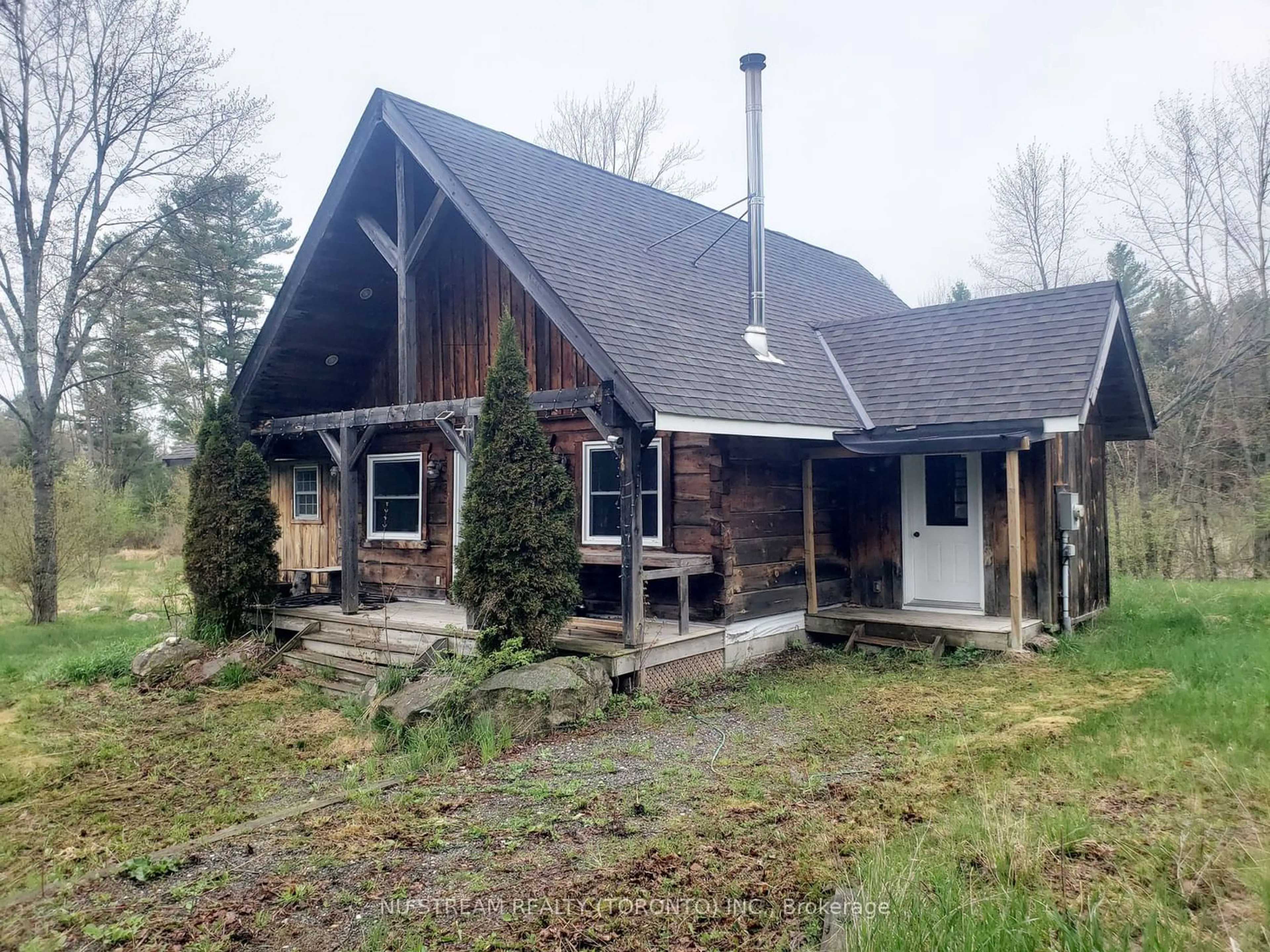 Cottage for 740 Clark Line Rd, Addington Highlands Ontario K0H 1P0