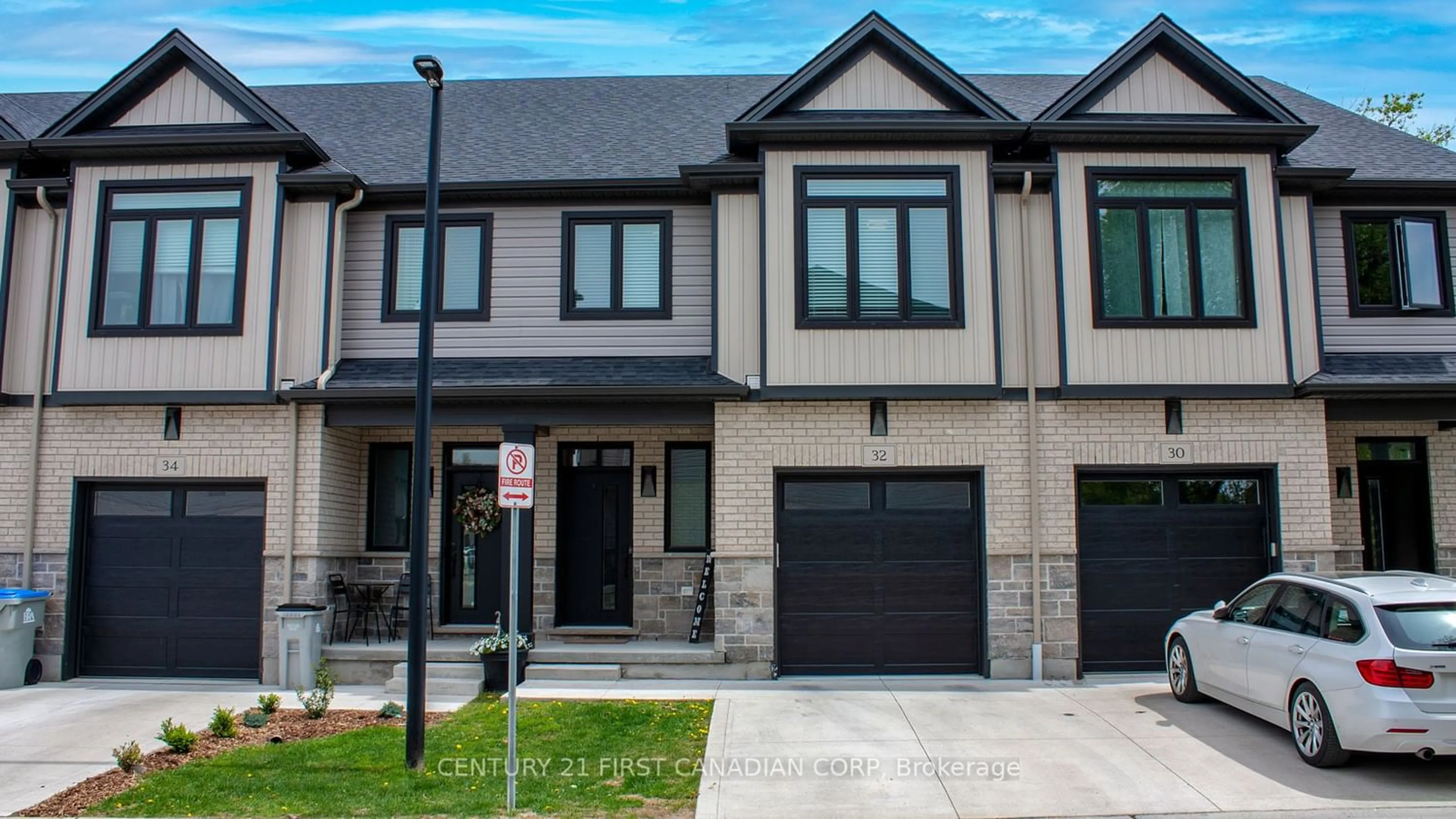 Home with brick exterior material for 601 Lions Park Dr #32, Strathroy-Caradoc Ontario N0L 1W0