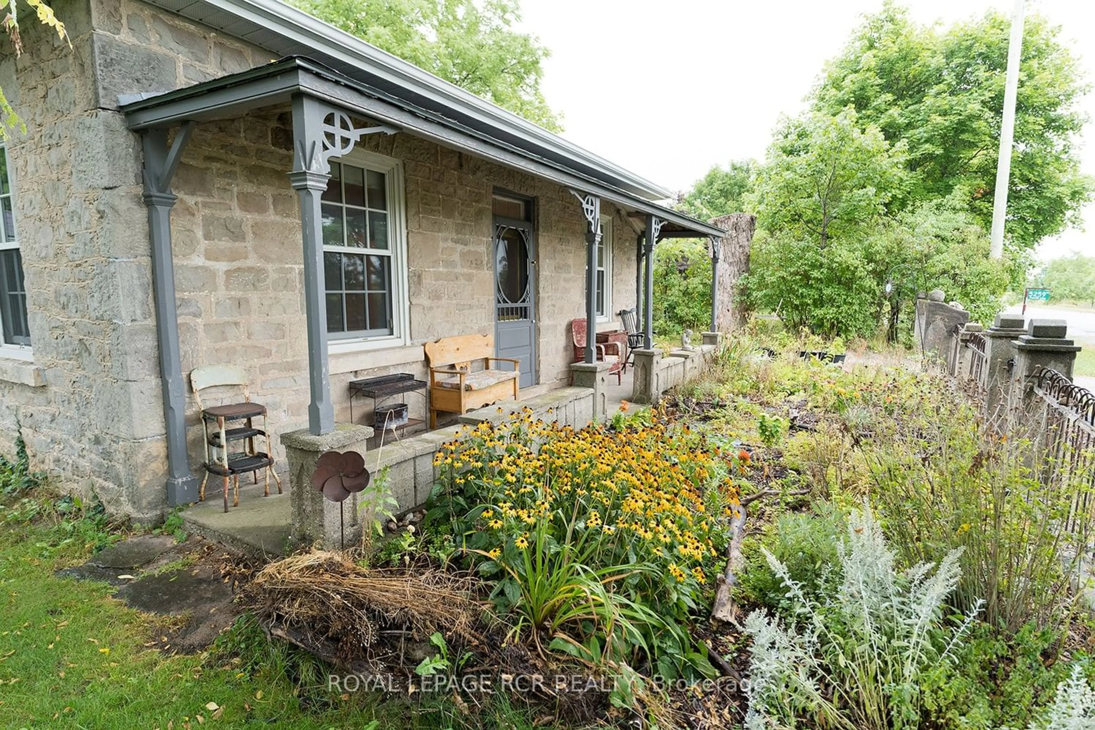 Cottage for 5259 Fourth Line, Guelph/Eramosa Ontario N0B 2K0