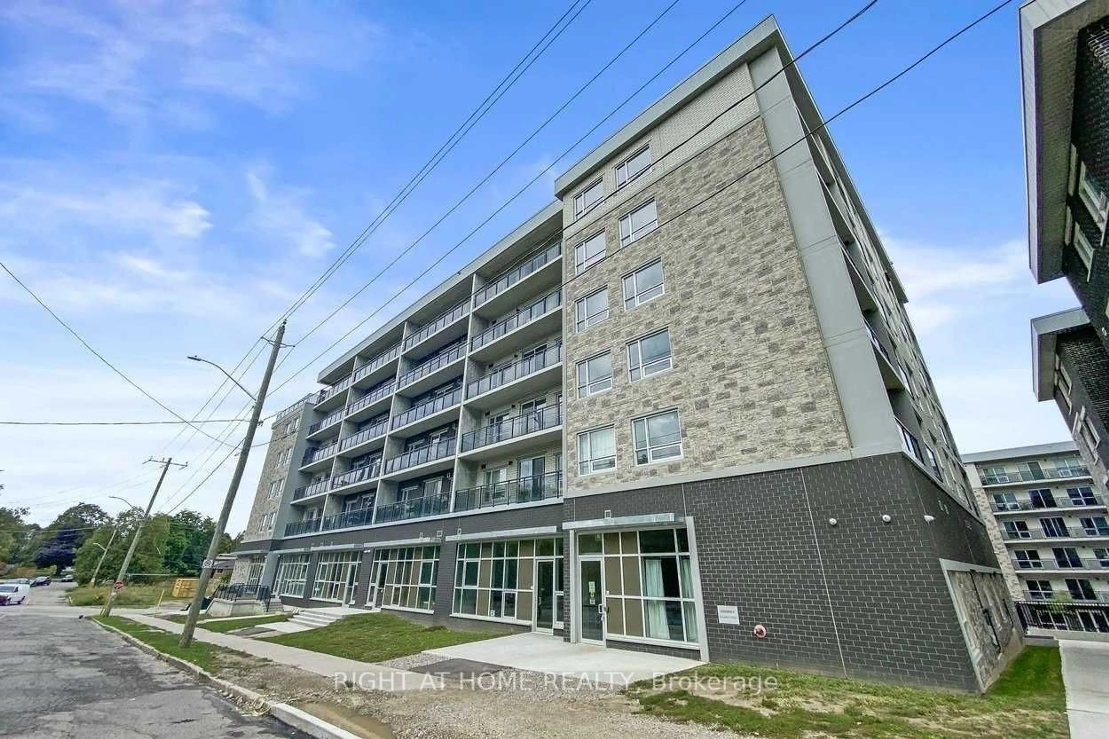 A pic from exterior of the house or condo for 275 Larch St #F114, Waterloo Ontario N2L 0J3