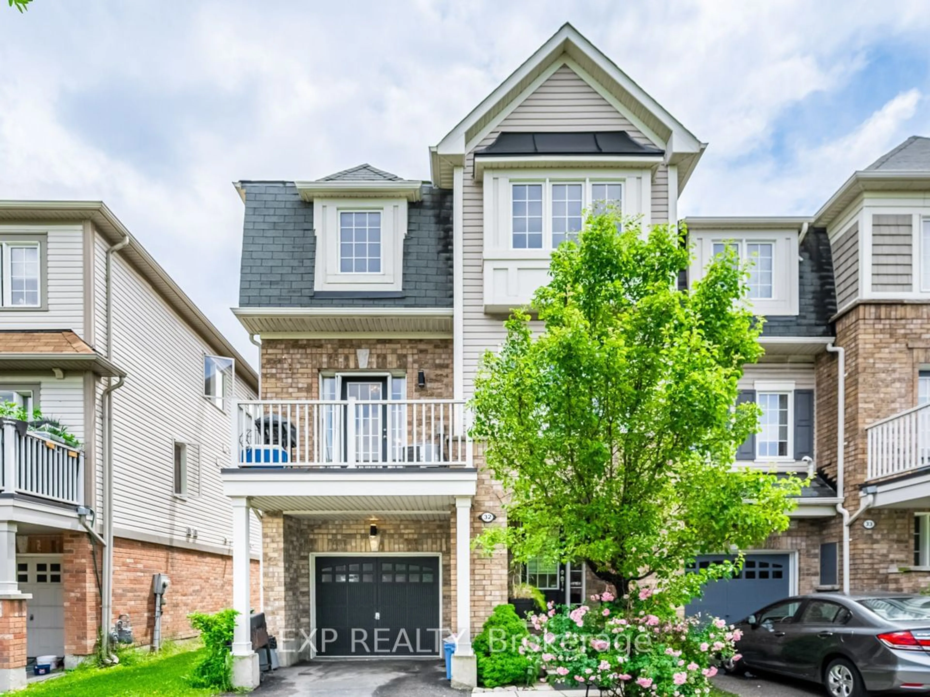 A pic from exterior of the house or condo for 7 Sirente Dr #32, Hamilton Ontario L9A 0B3