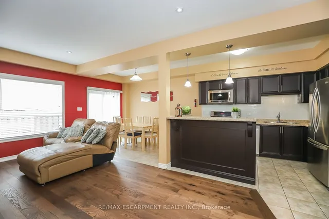 Additional property image - 51 Redcedar Cres