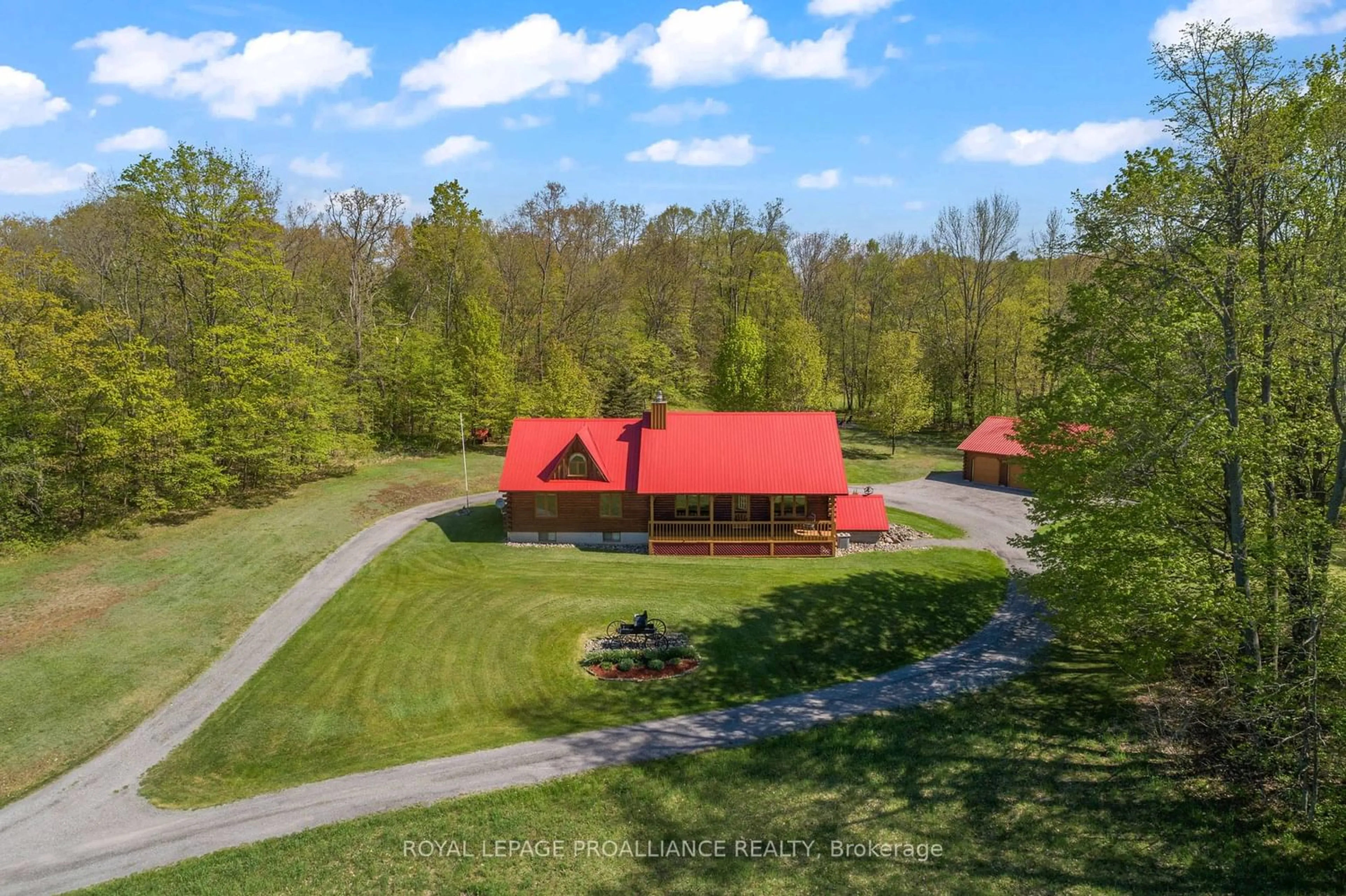 Outside view for 14892 Highway 62, Madoc Ontario K0K 2K0