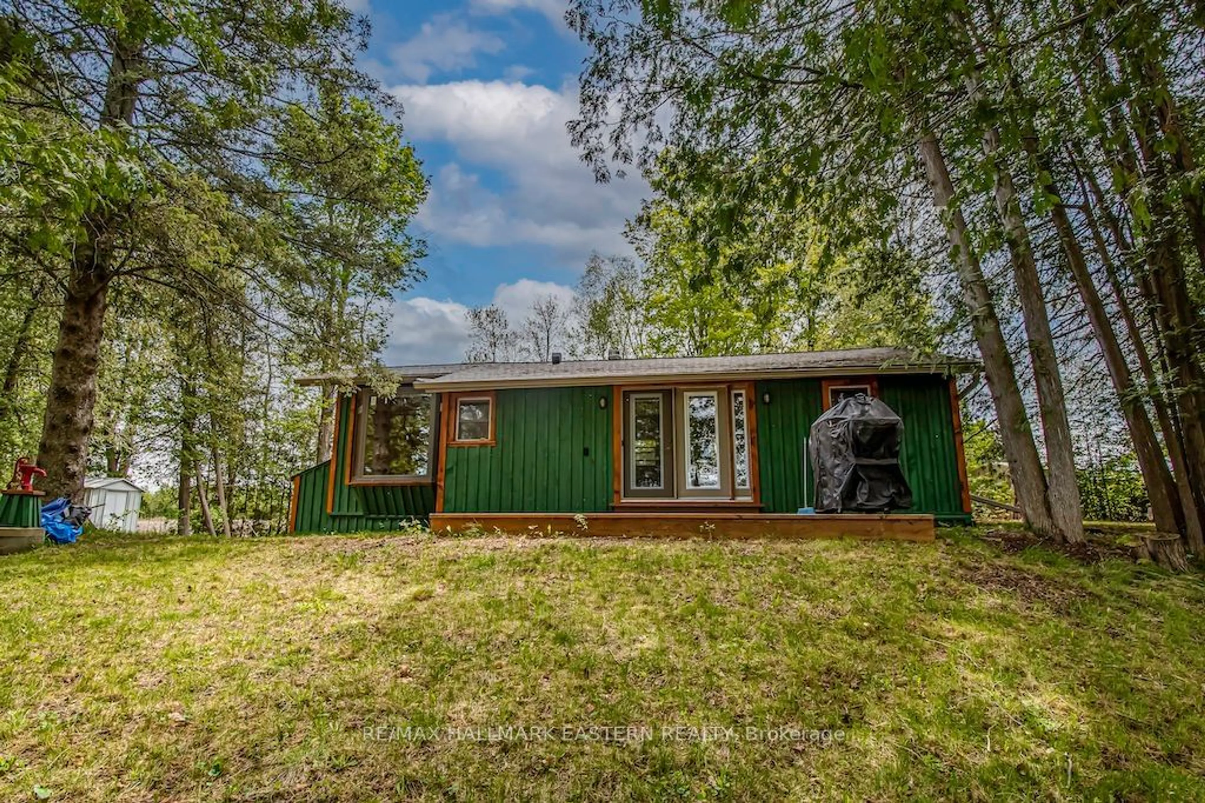 Cottage for 662 Robel Dr, Smith-Ennismore-Lakefield Ontario K0L 1T0
