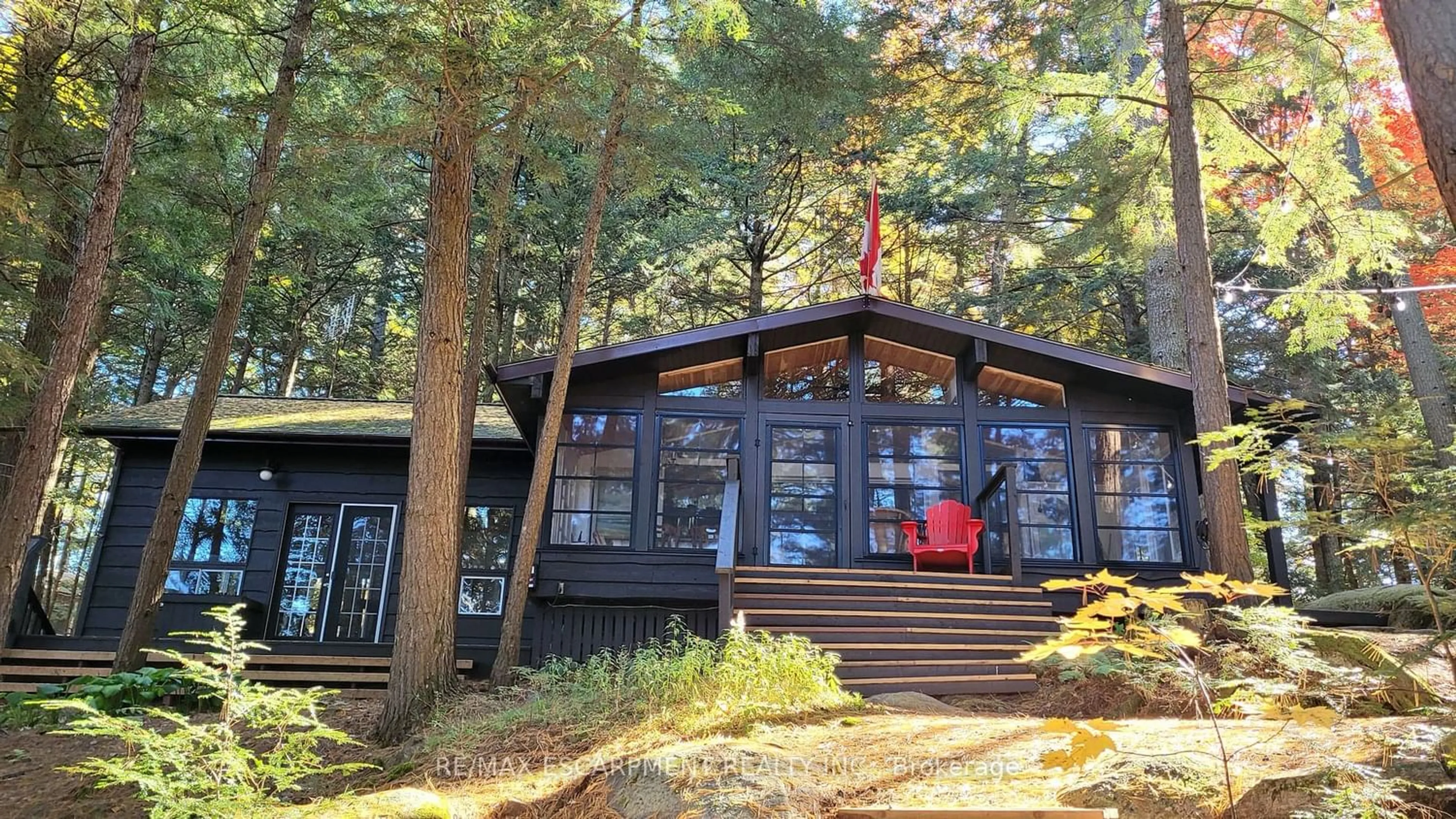 Cottage for 1028 Dizzy Heights Lane, Algonquin Highlands Ontario P0A 1E0