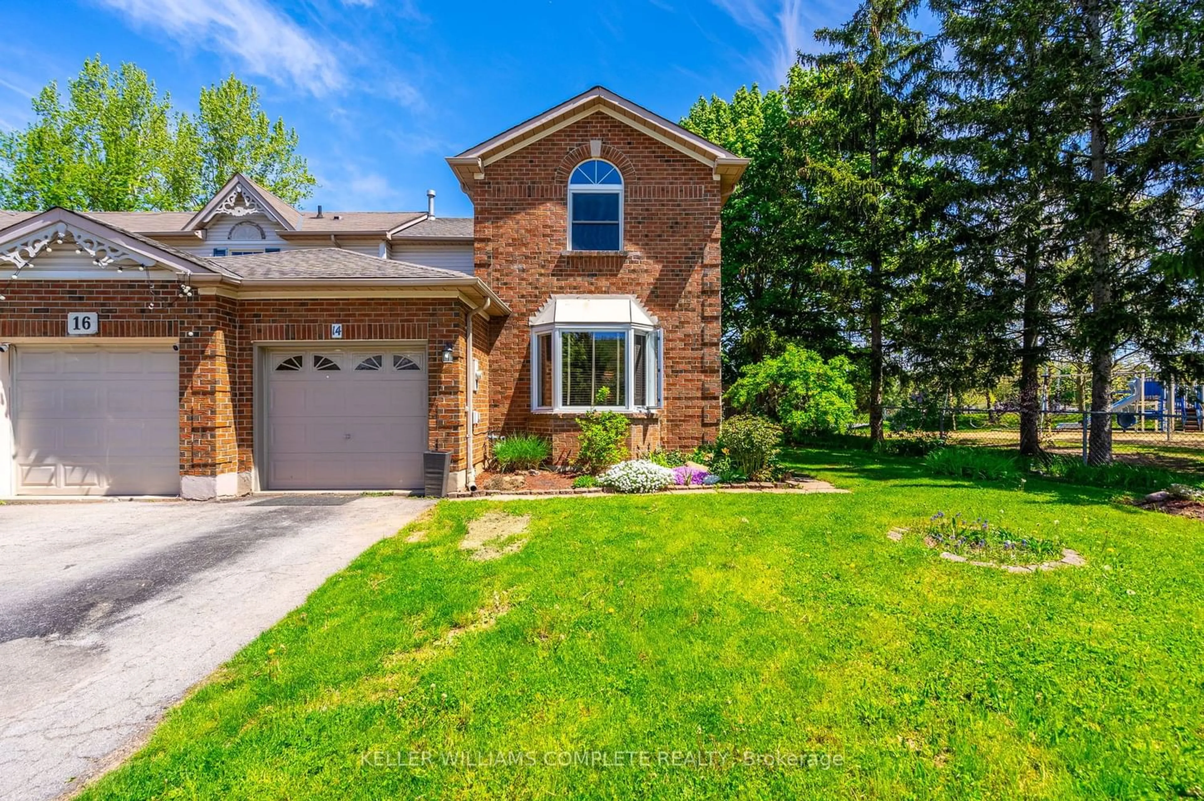Home with brick exterior material for 14 Hedge Lawn Dr, Grimsby Ontario L3M 5G9