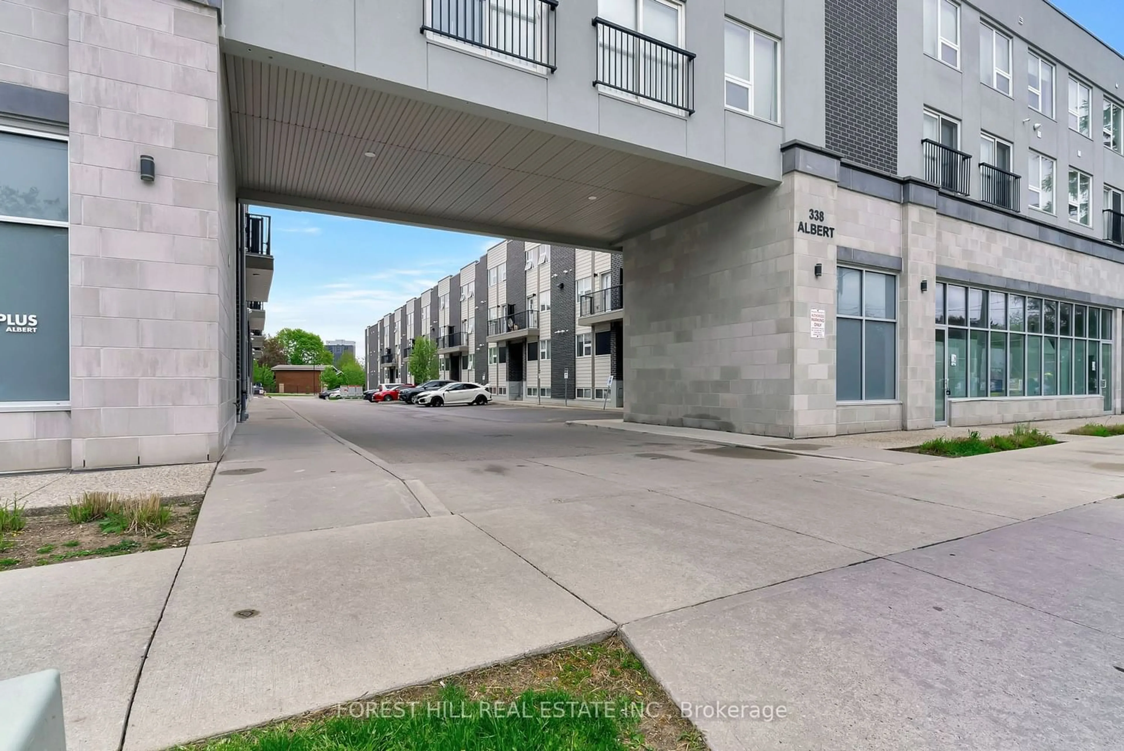 A pic from exterior of the house or condo for 338 Albert St #119, Waterloo Ontario N2L 0G8