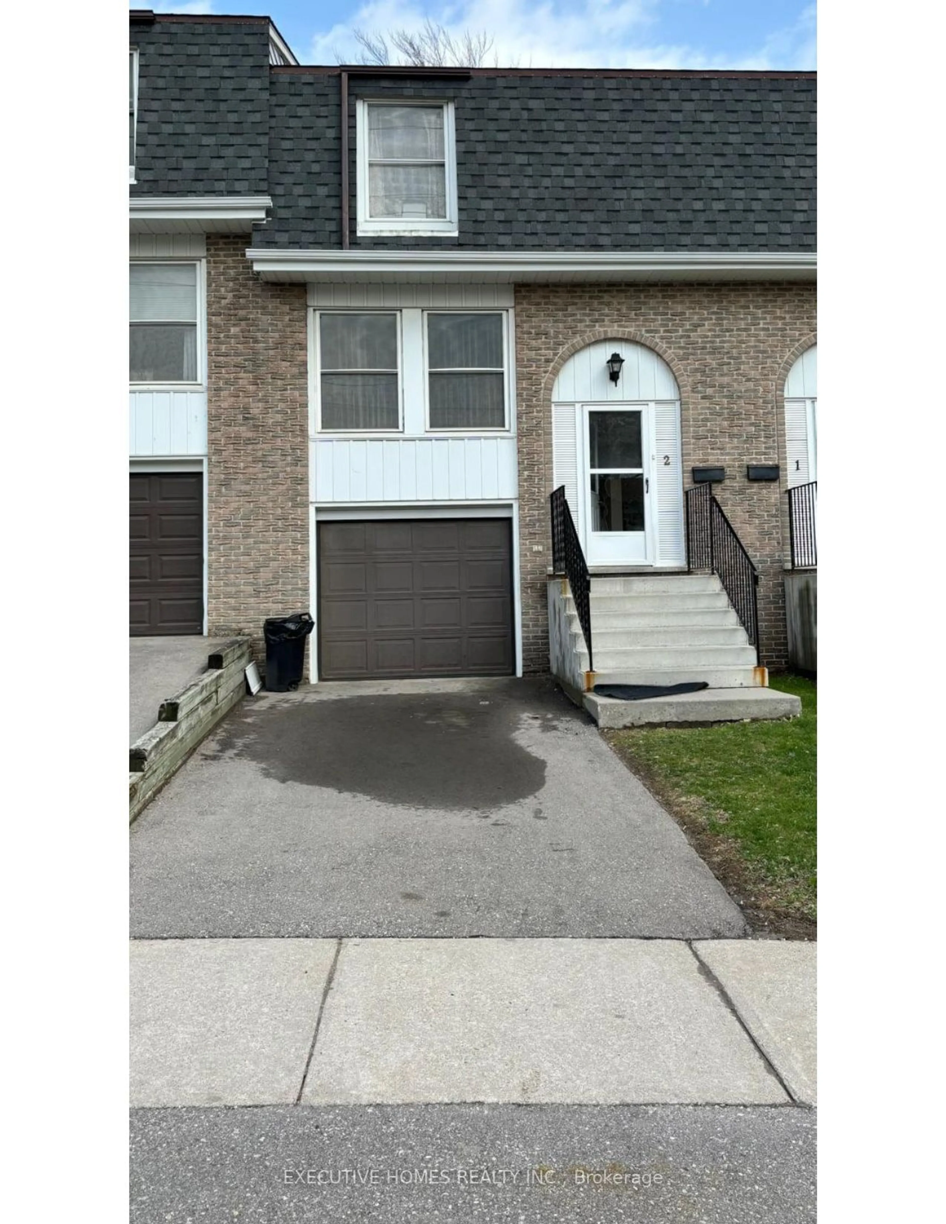 A pic from exterior of the house or condo for 206 Green Valley Dr #2, Kitchener Ontario N2P 1G9