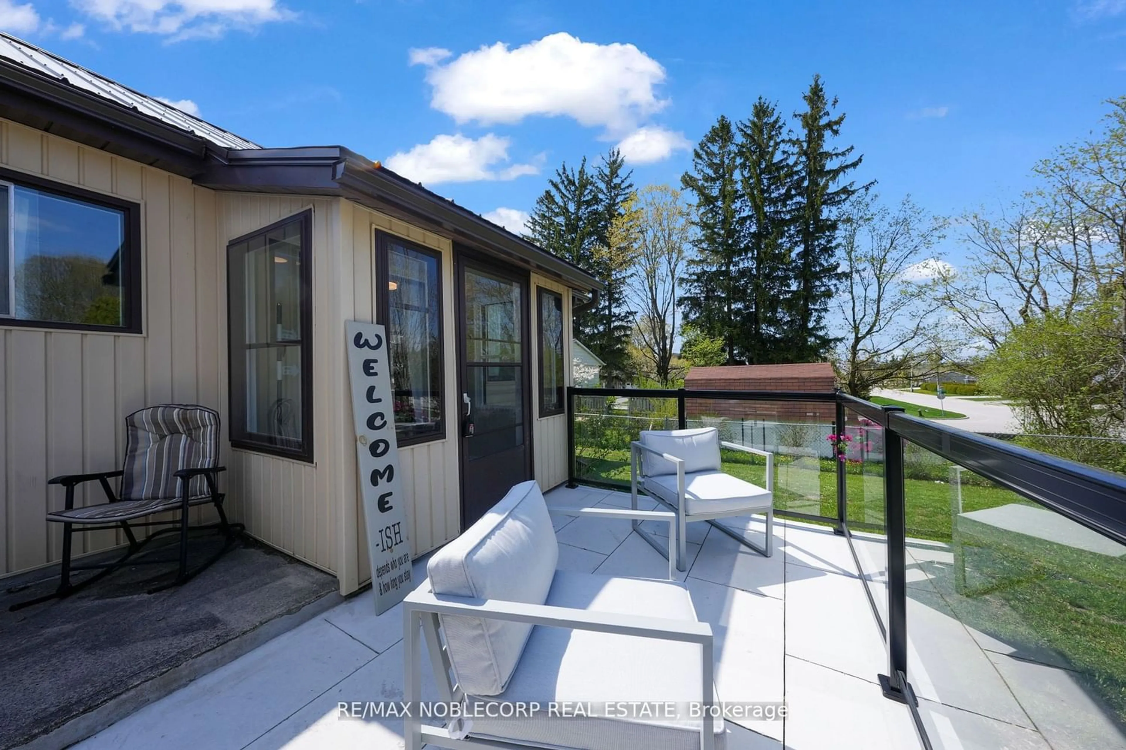 Patio for 54 Mcduff St, Grey Highlands Ontario N0H 1C0