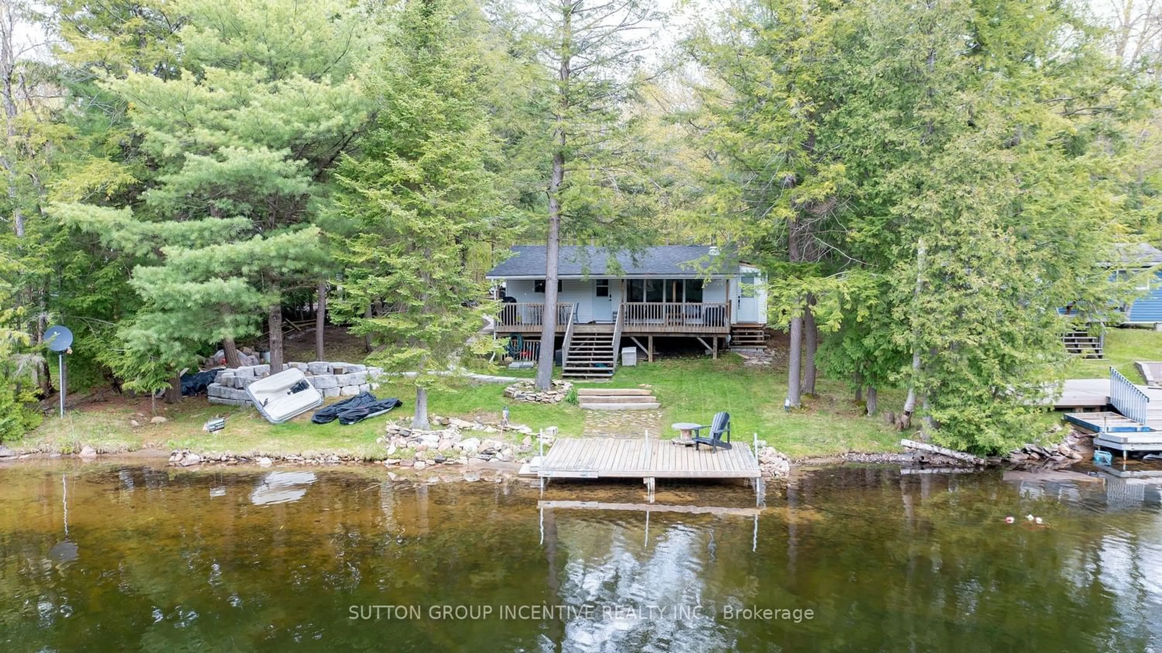 Cottage for 1954 South Beaver Lake Lane, Minden Hills Ontario K0M 2K0