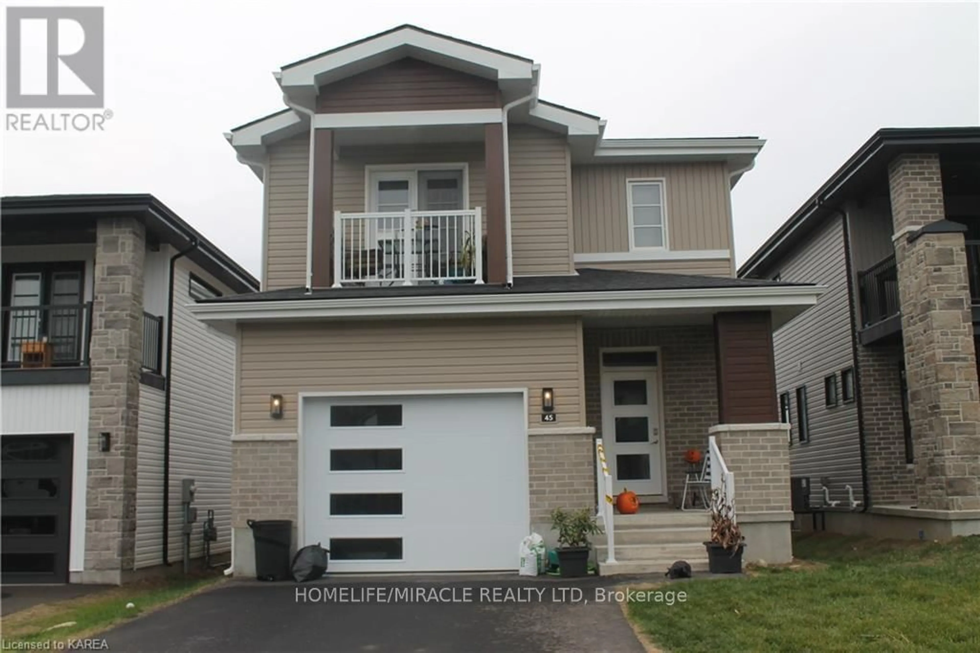 Frontside or backside of a home for 45 Erie Crt, Loyalist Ontario K7N 0E3