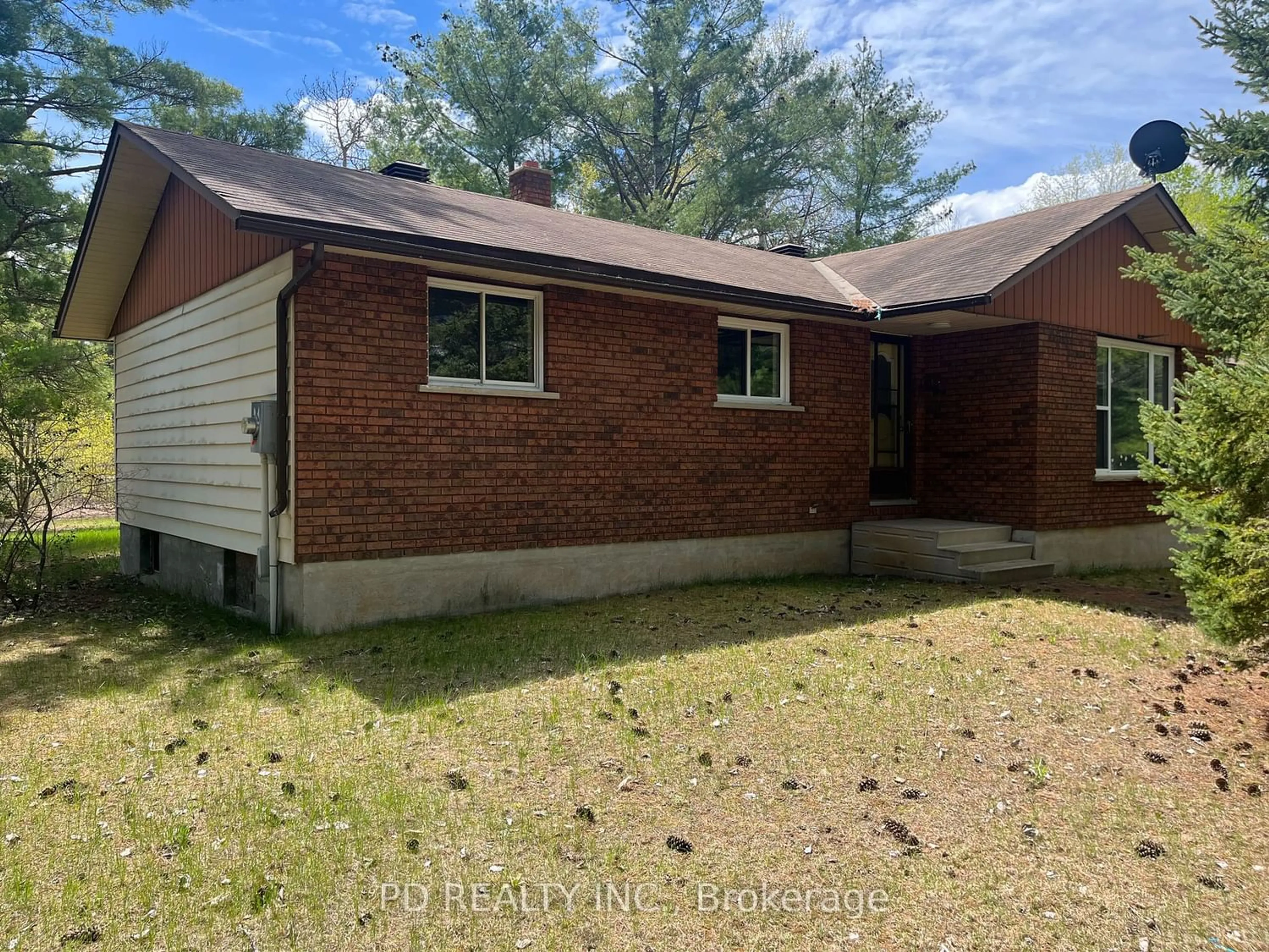Frontside or backside of a home for 174 Wentland Rd, Bonnechere Valley Ontario K0J 1T0