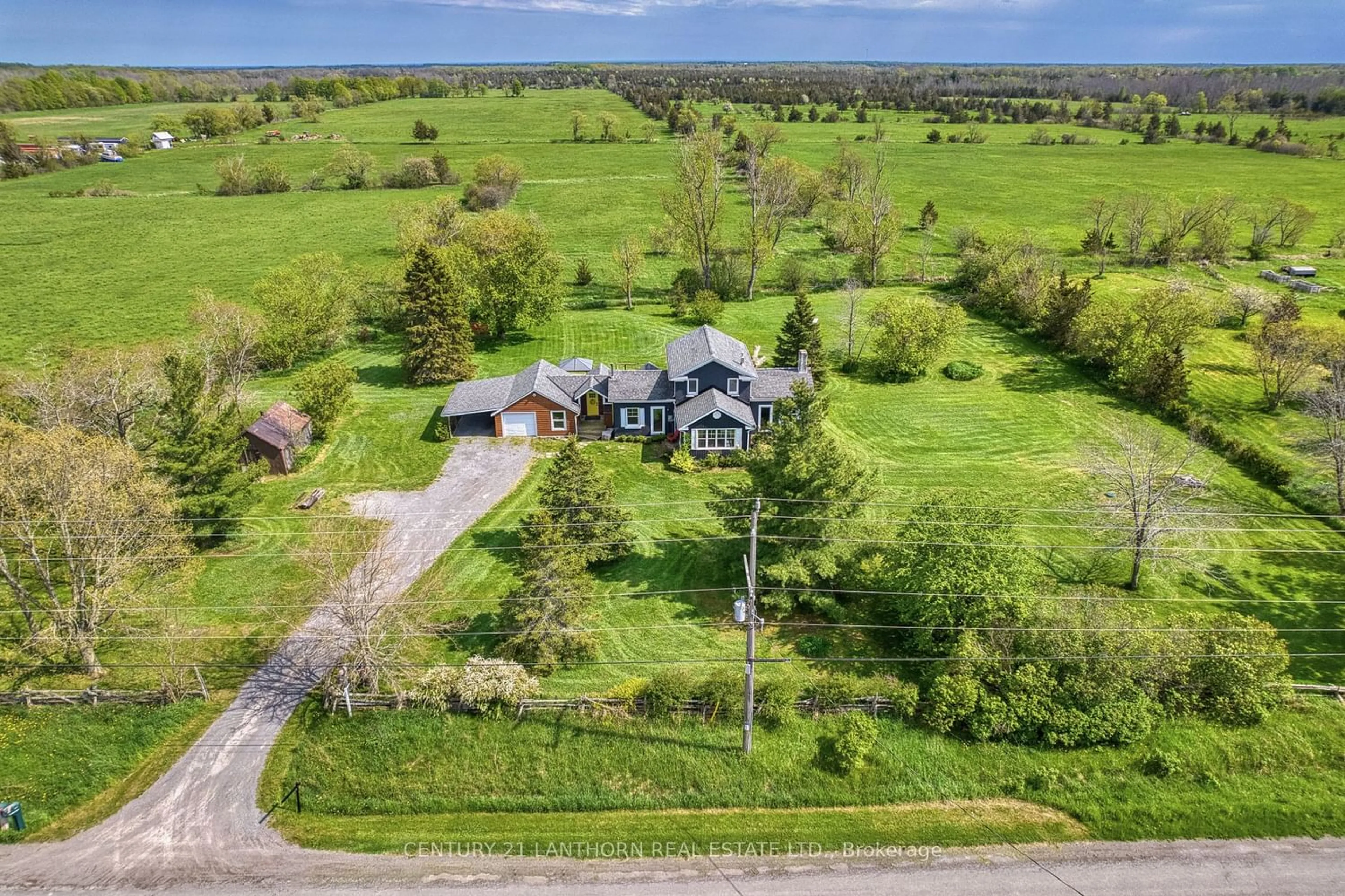 Cottage for 856 Miller Rd, Prince Edward County Ontario K0K 2T0