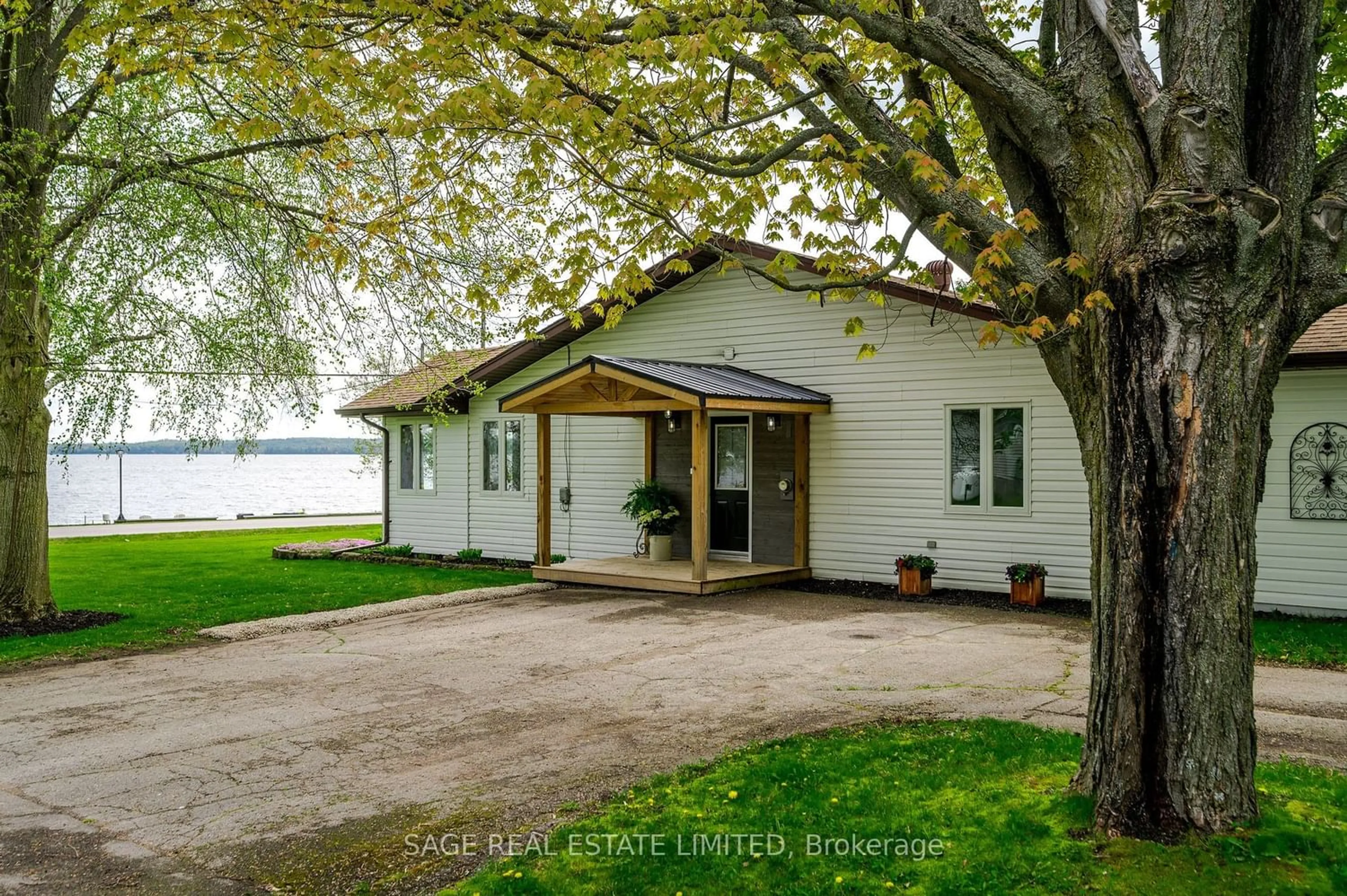 Cottage for 5 Rodman Dr, Kawartha Lakes Ontario K0M 1G0