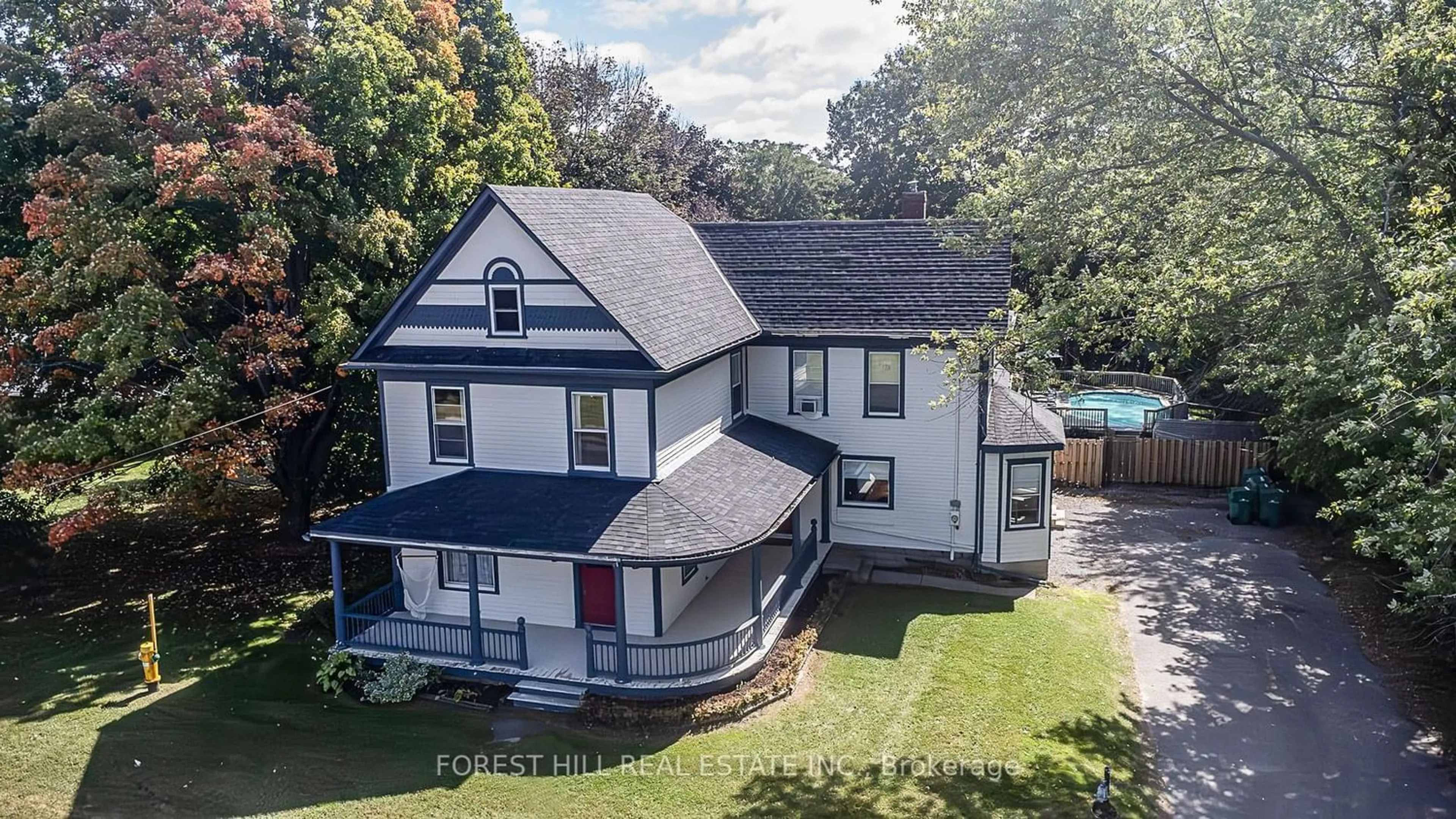 Frontside or backside of a home for 13435 Loyalist Pkwy, Prince Edward County Ontario K0K 2T0