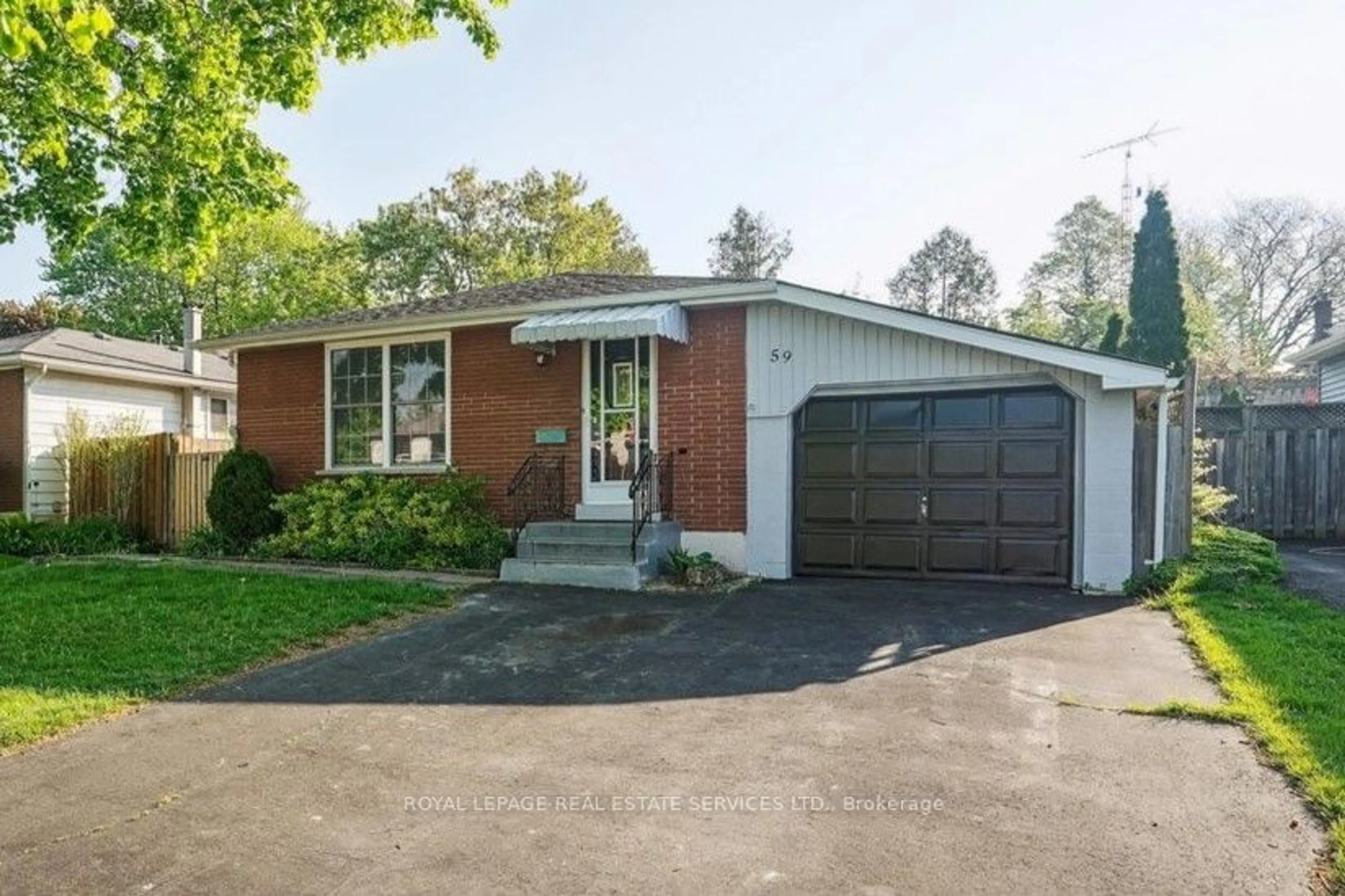 Home with brick exterior material for 59 Birchcliffe Cres, Hamilton Ontario L8T 4K6
