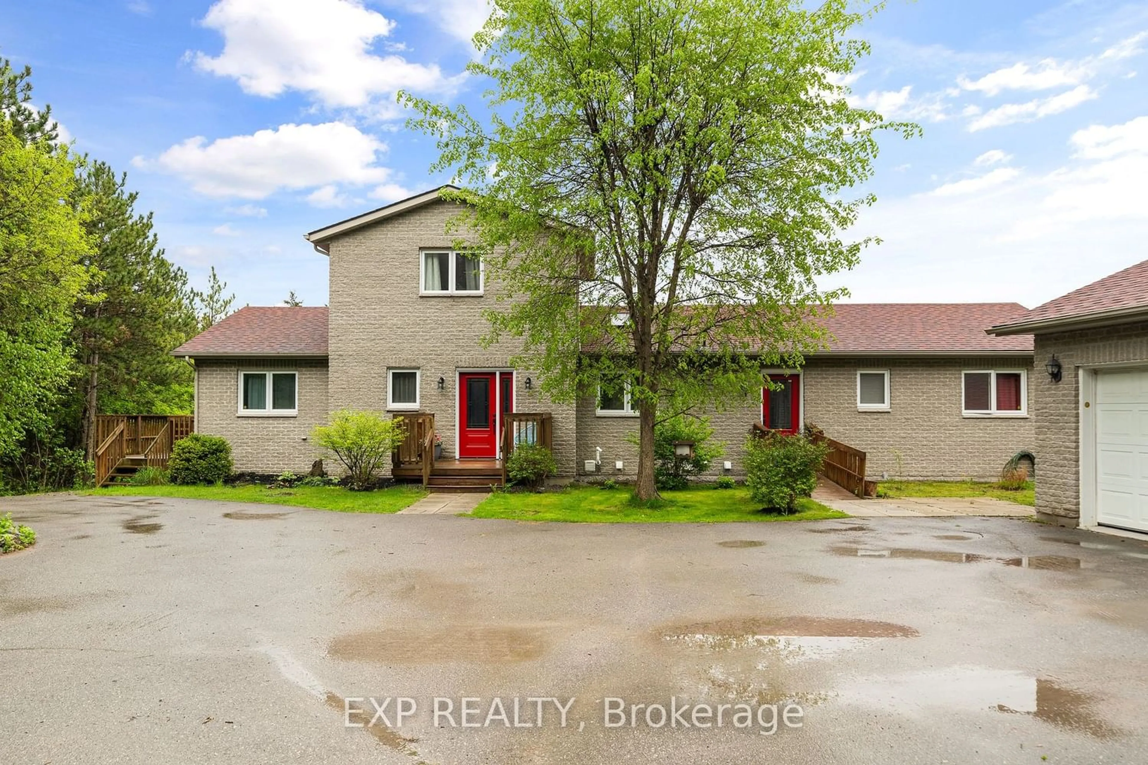 Frontside or backside of a home for 275 Mill St, Quinte West Ontario K0K 2C0