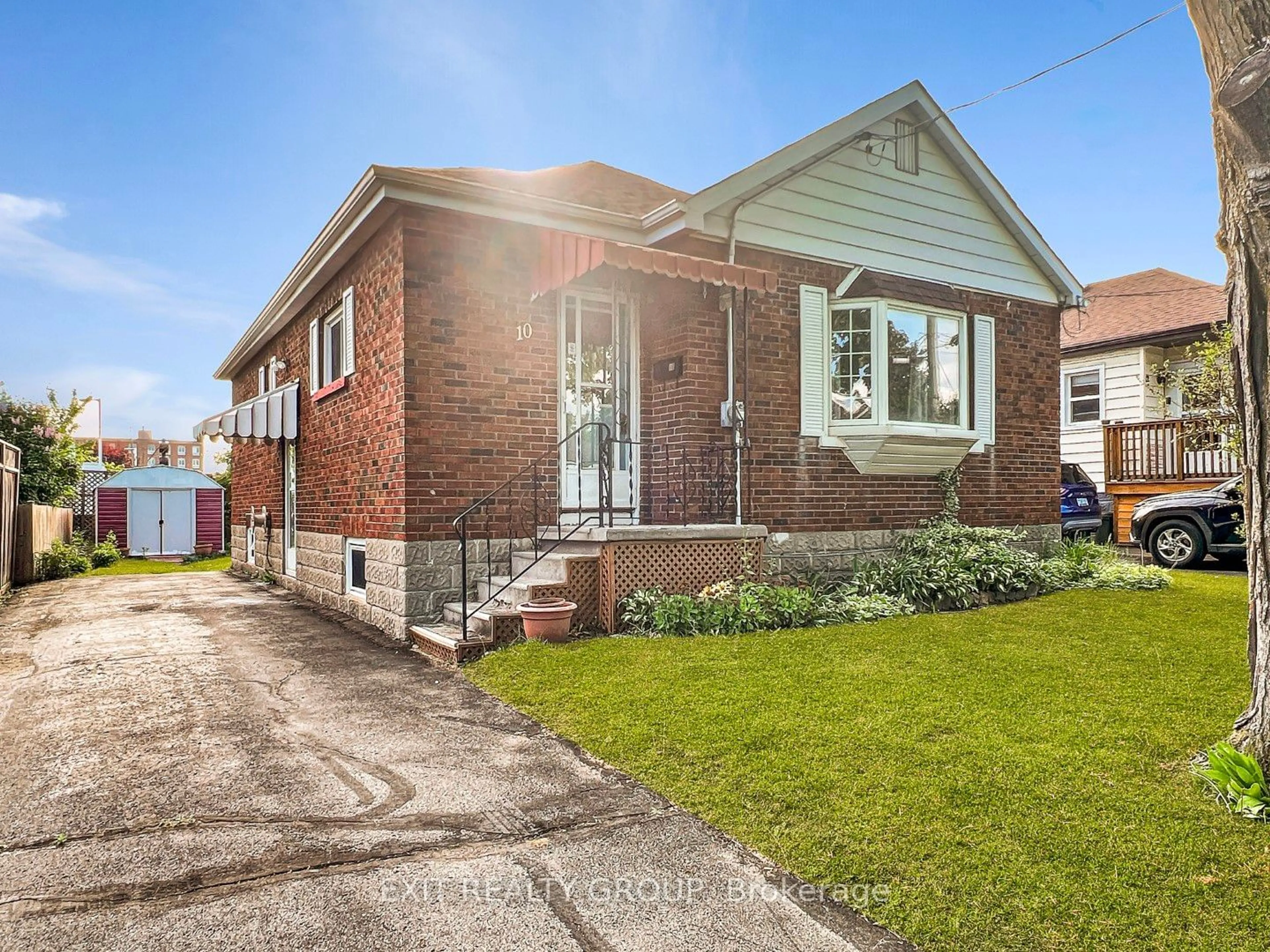 Frontside or backside of a home for 10 Carmen Ave, Belleville Ontario K8P 3A5