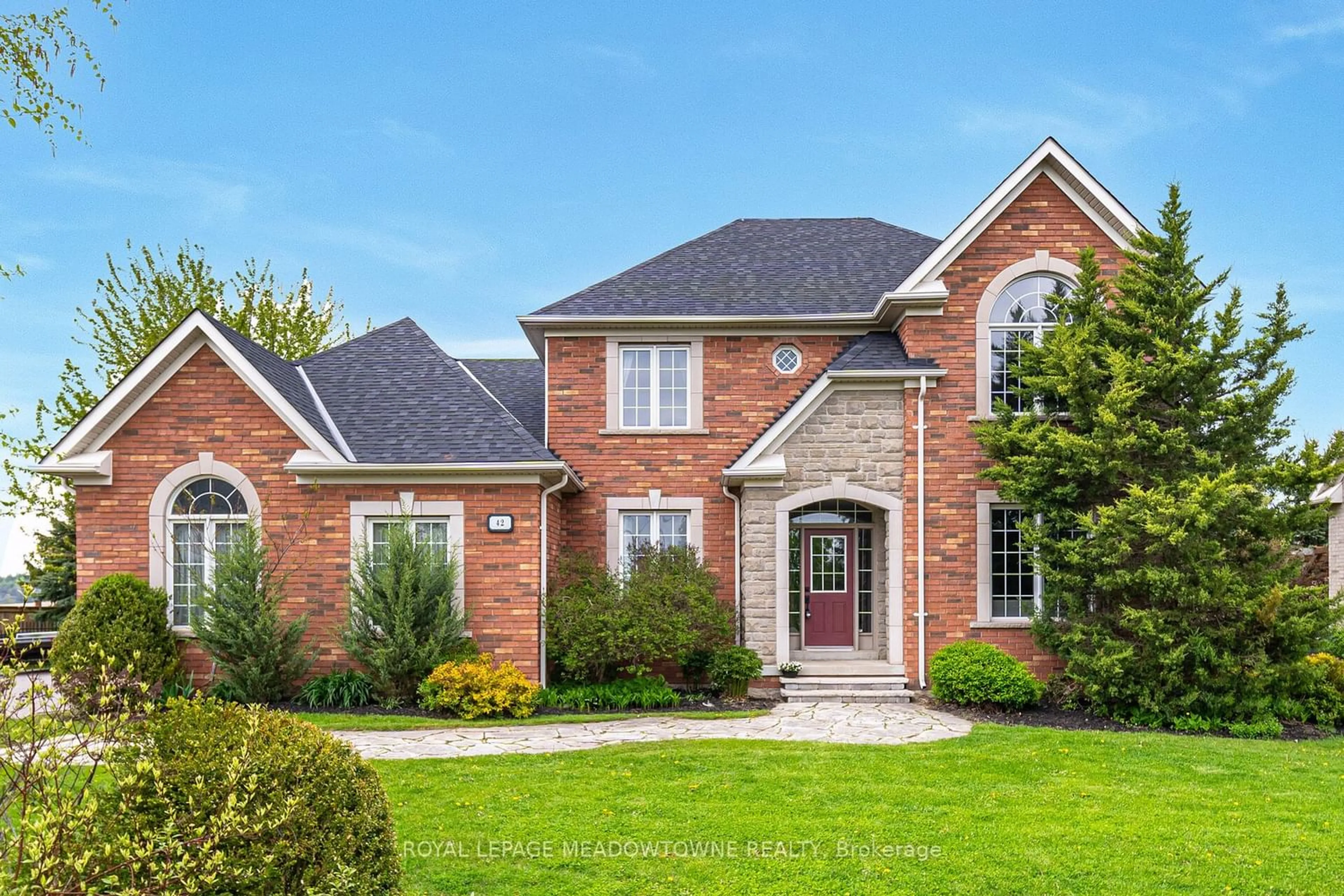 Home with brick exterior material for 42 Upper Canada Dr, Erin Ontario N0B 1Z0