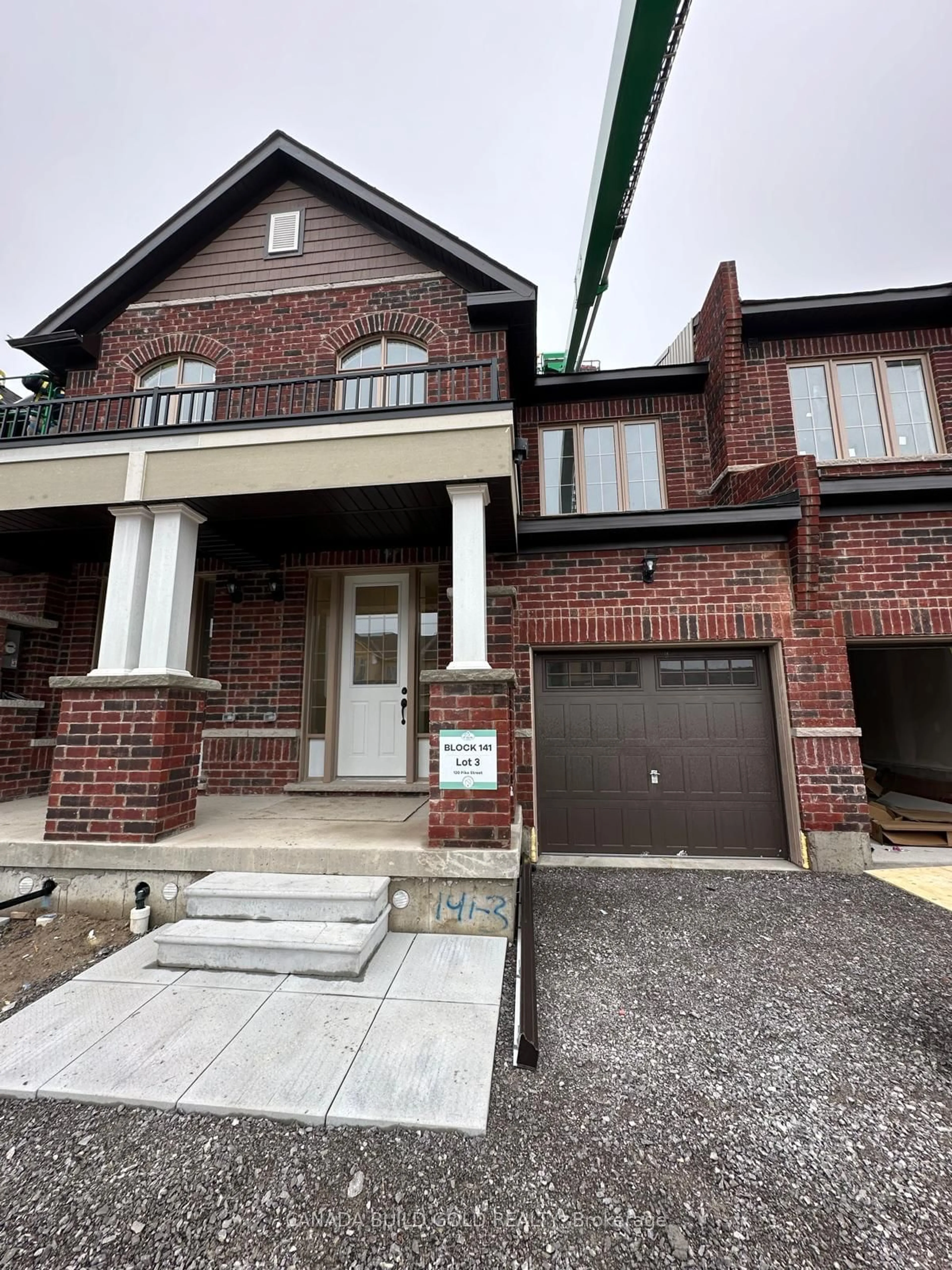 Home with brick exterior material for 120 Pike St, Peterborough Ontario K9K 0J5
