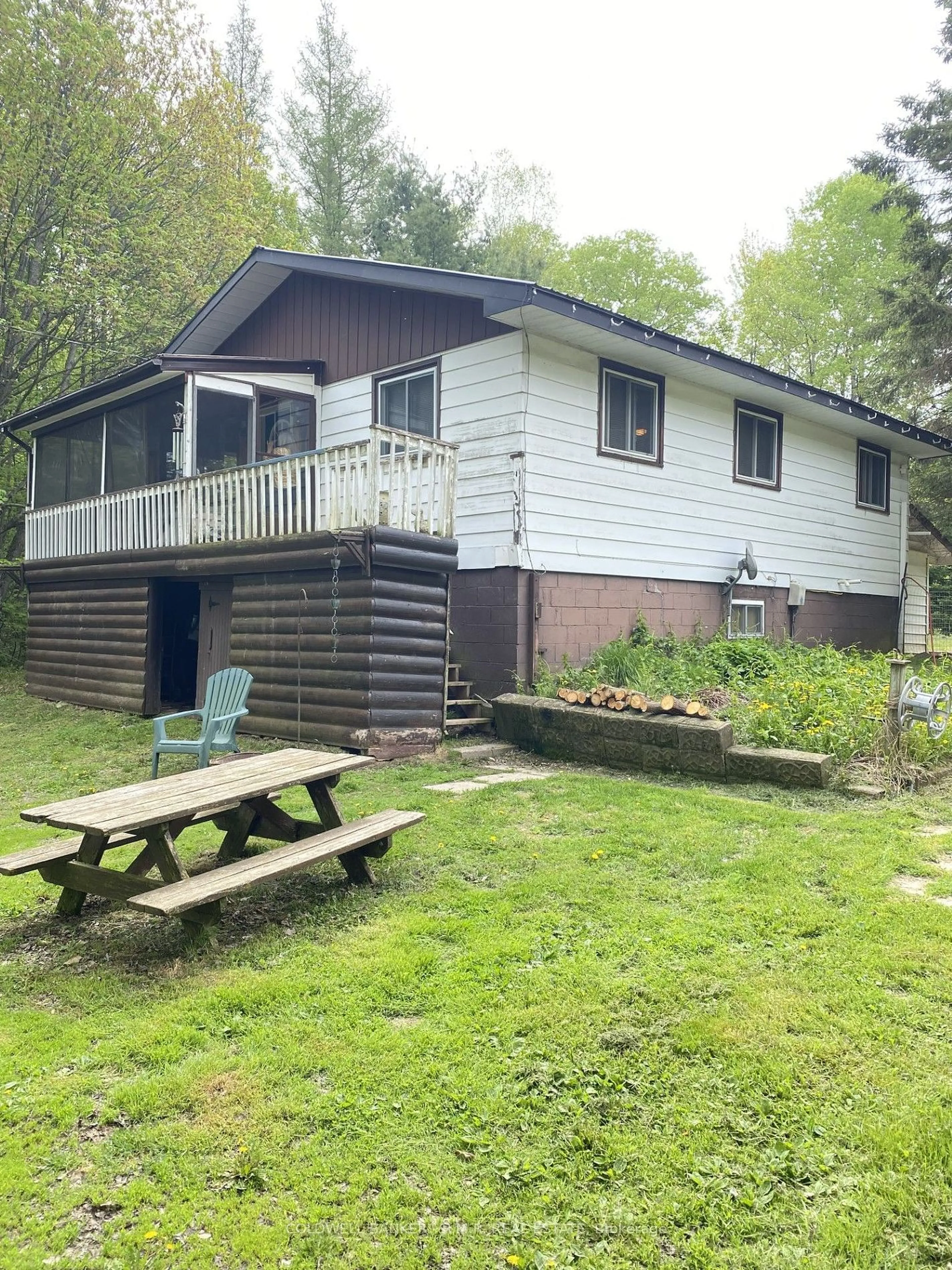Cottage for 1228 Scotch Line Rd, Minden Hills Ontario K0M 2K0