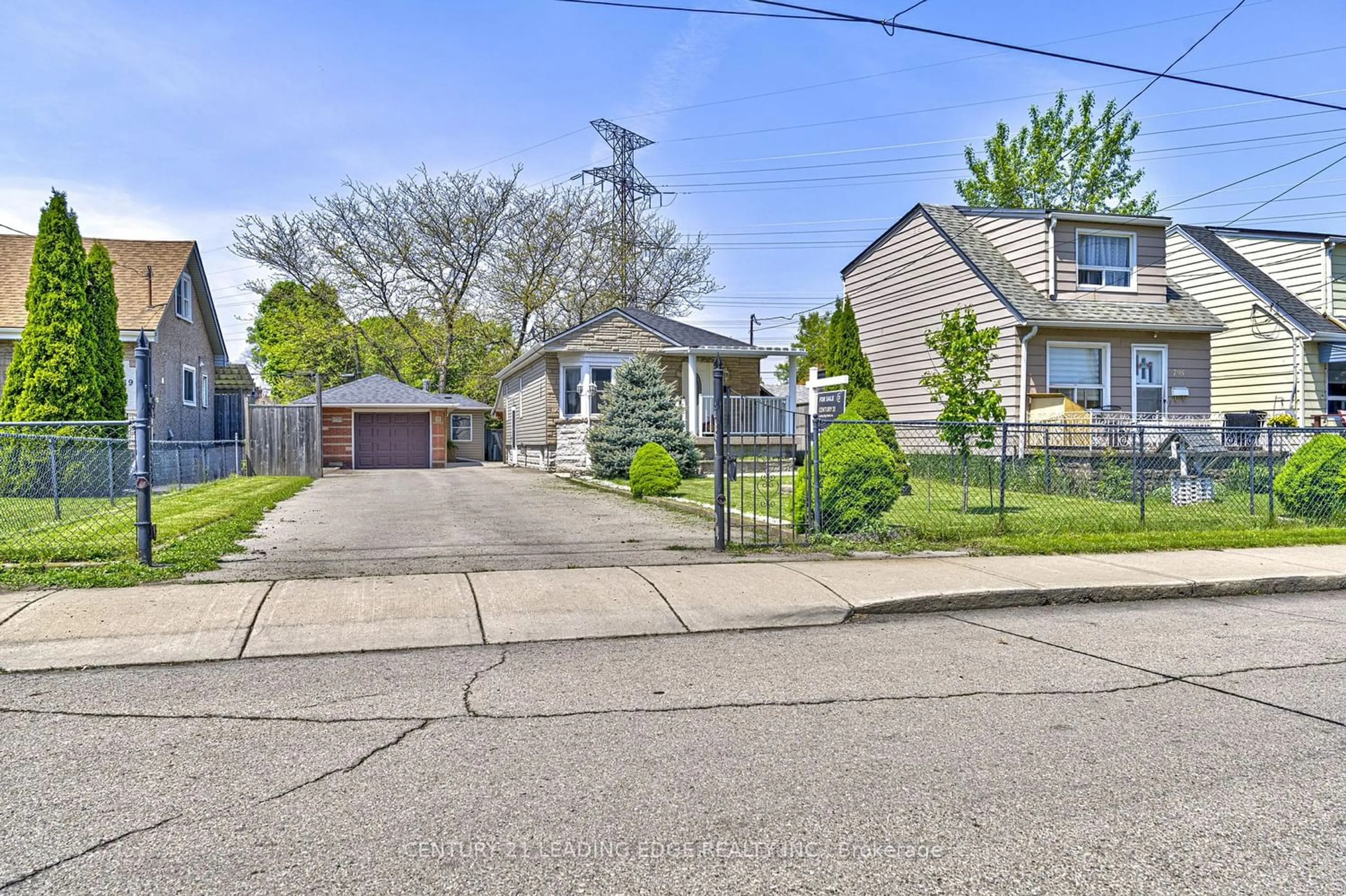 Street view for 793 Tate Ave, Hamilton Ontario L8H 6M1