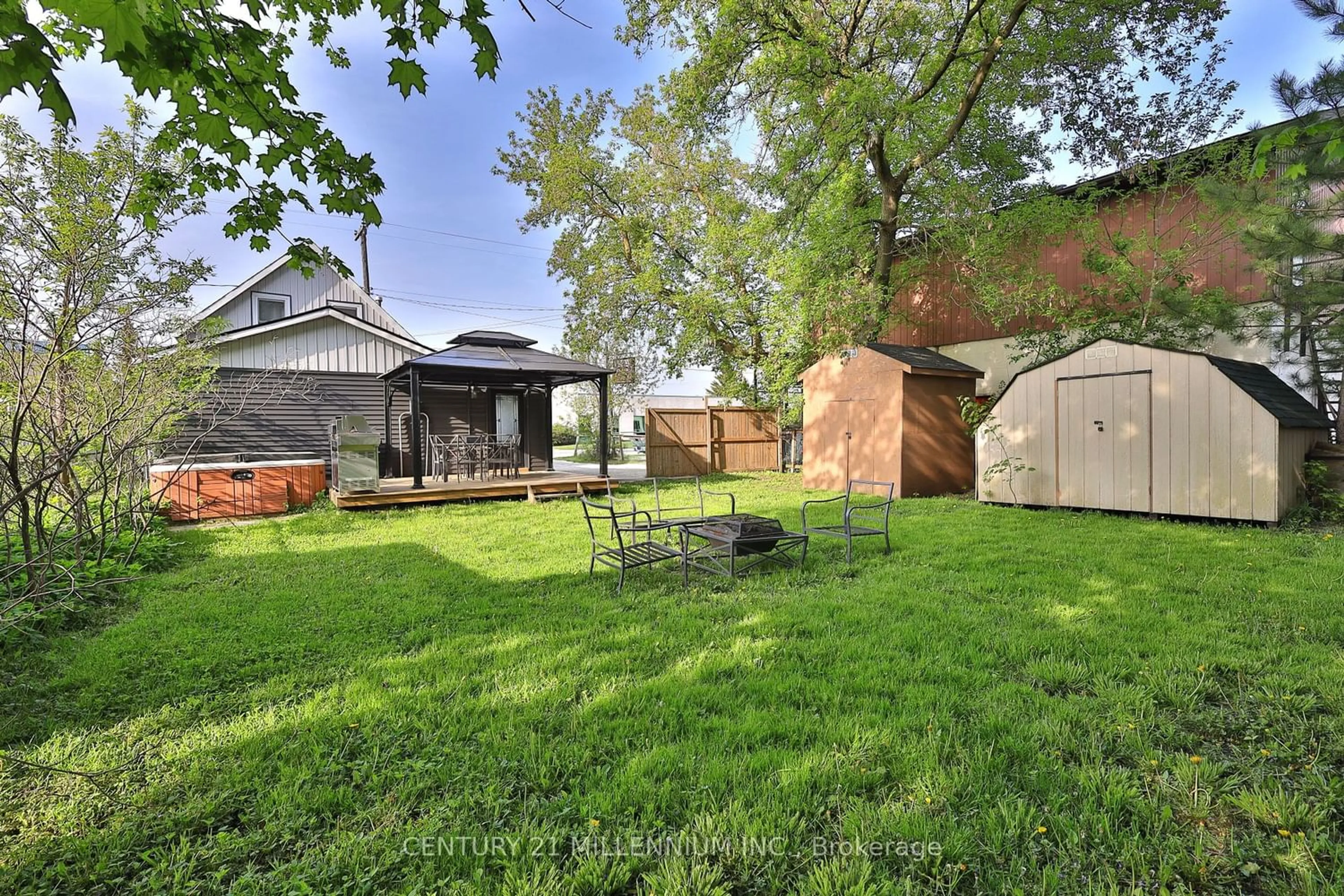 Patio, the fenced backyard for 149 14th St, Owen Sound Ontario N4K 3X6