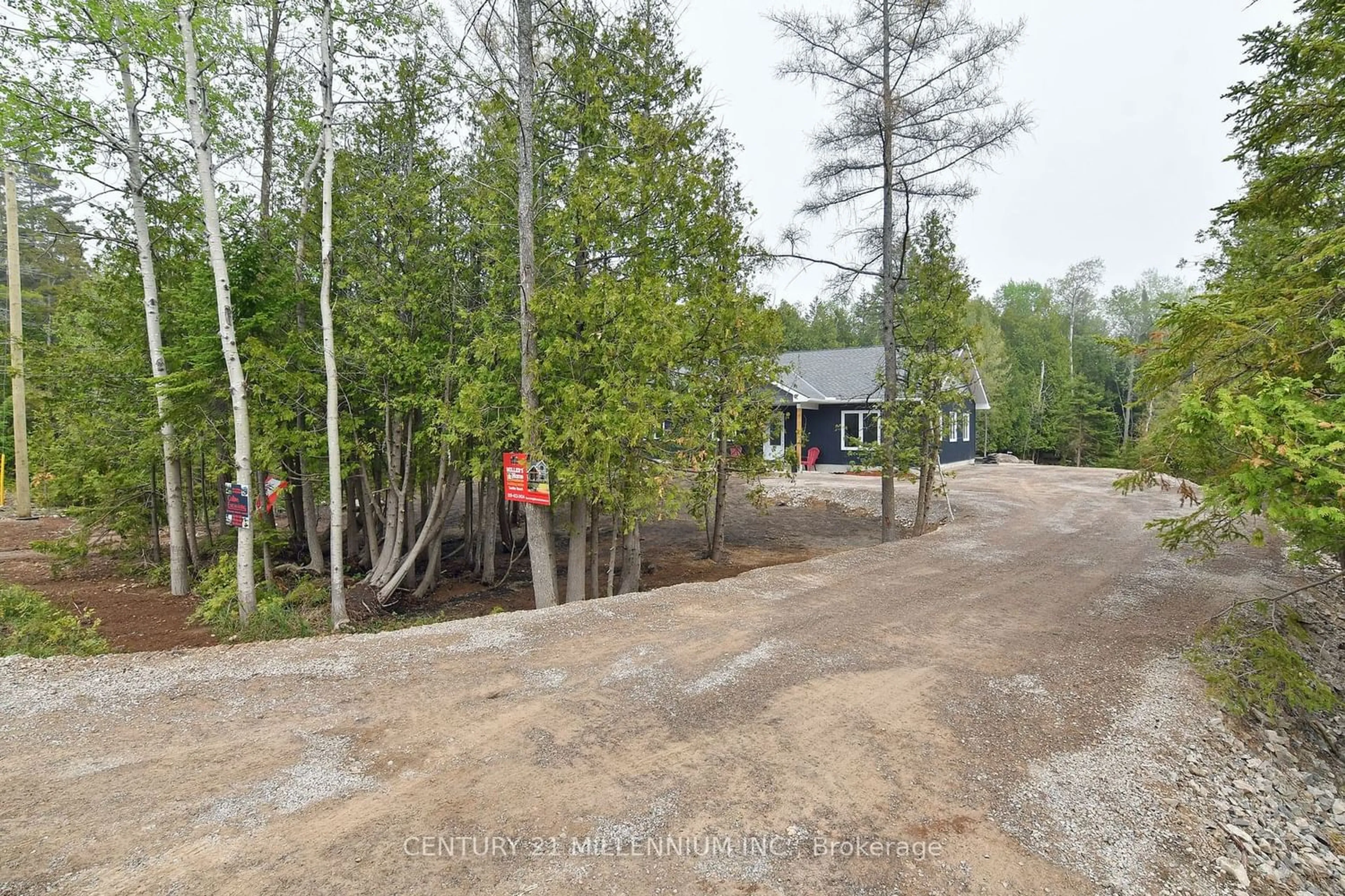 A pic from exterior of the house or condo, cottage for 581 Pike Bay Rd, Northern Bruce Peninsula Ontario N0H 1W0