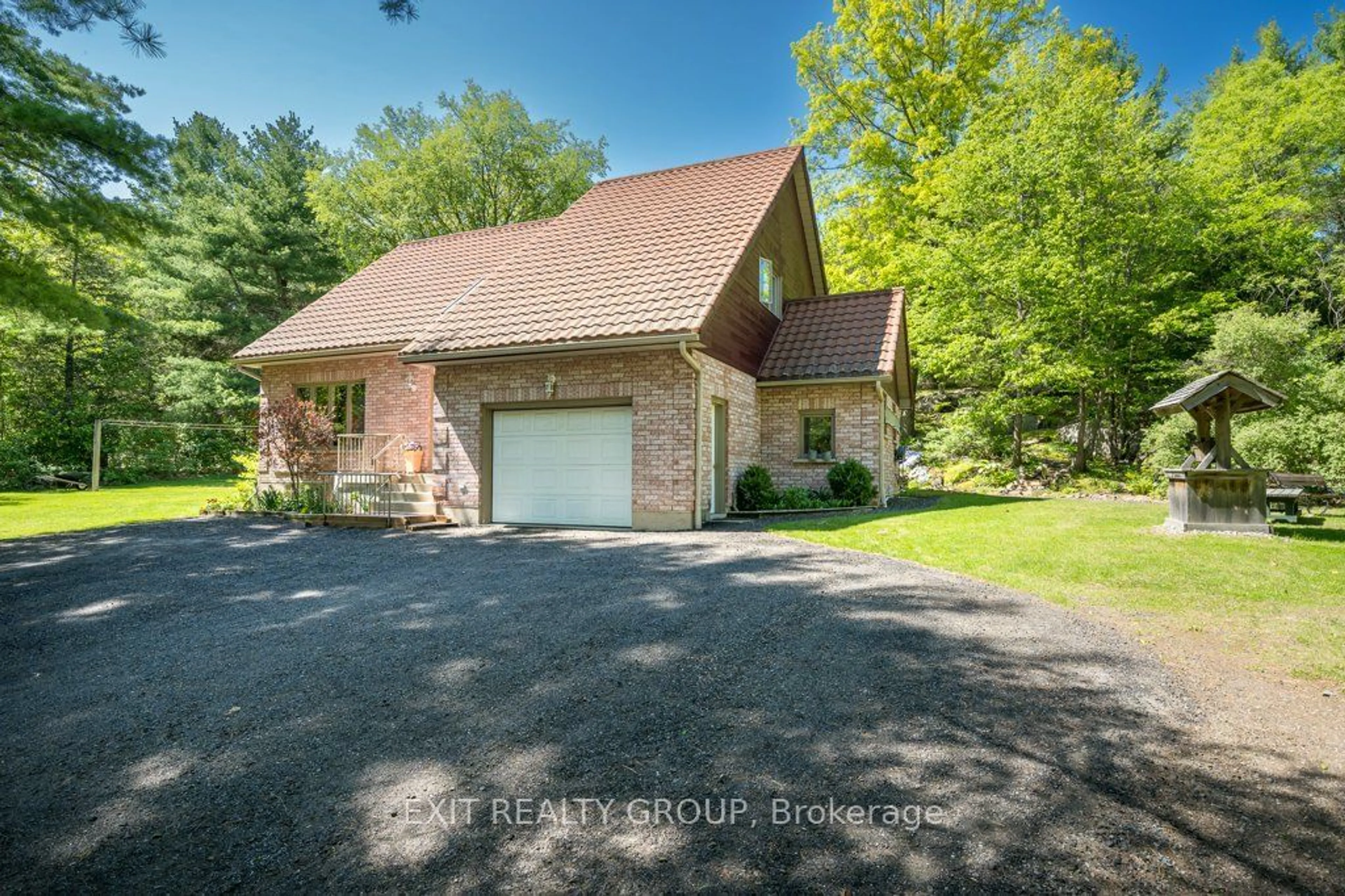 Frontside or backside of a home for 72 Kenner Crt, Tweed Ontario K0K 3J0