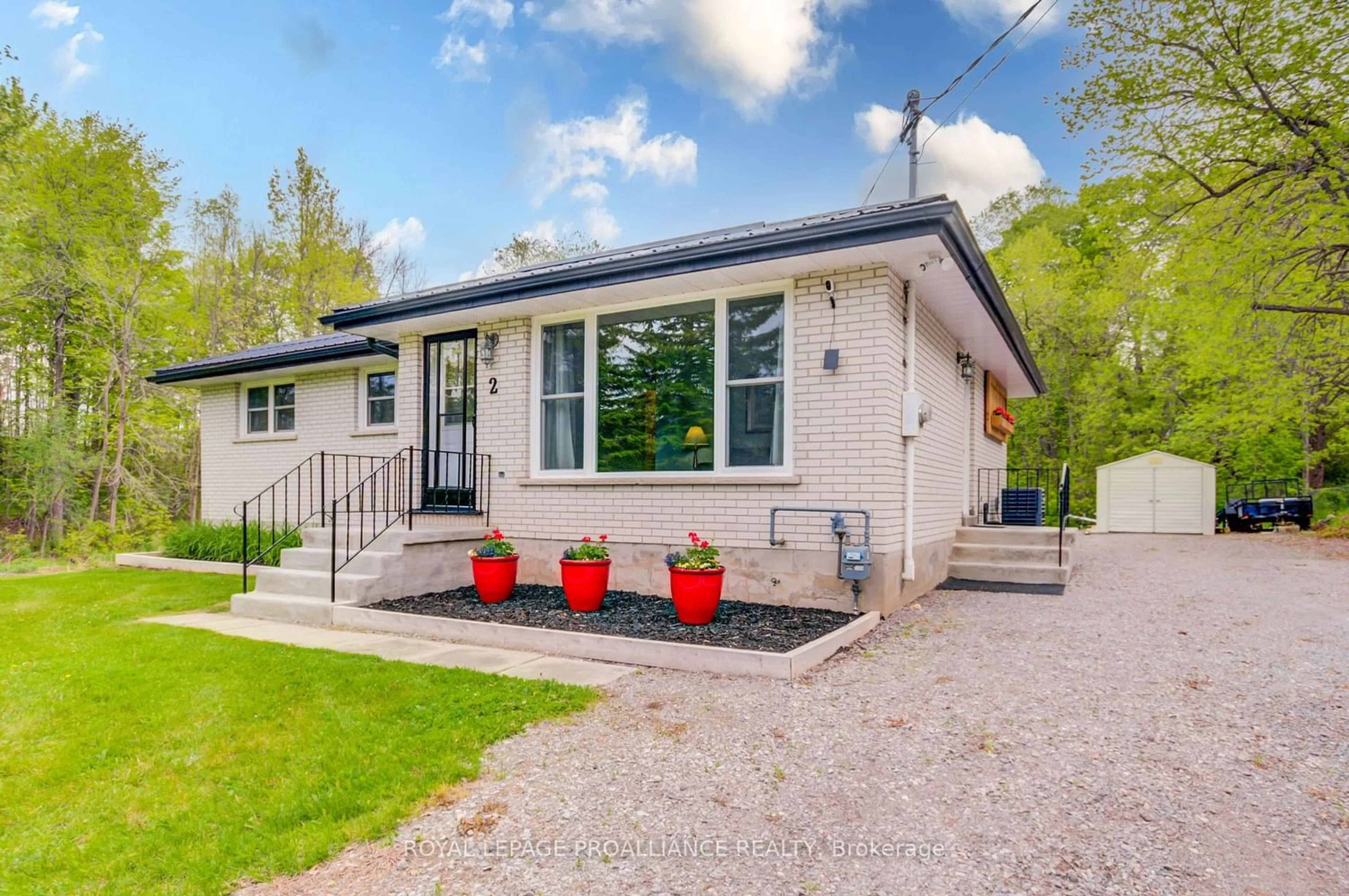 Cottage for 2 Newton Ave, Havelock-Belmont-Methuen Ontario K0L 1Z0