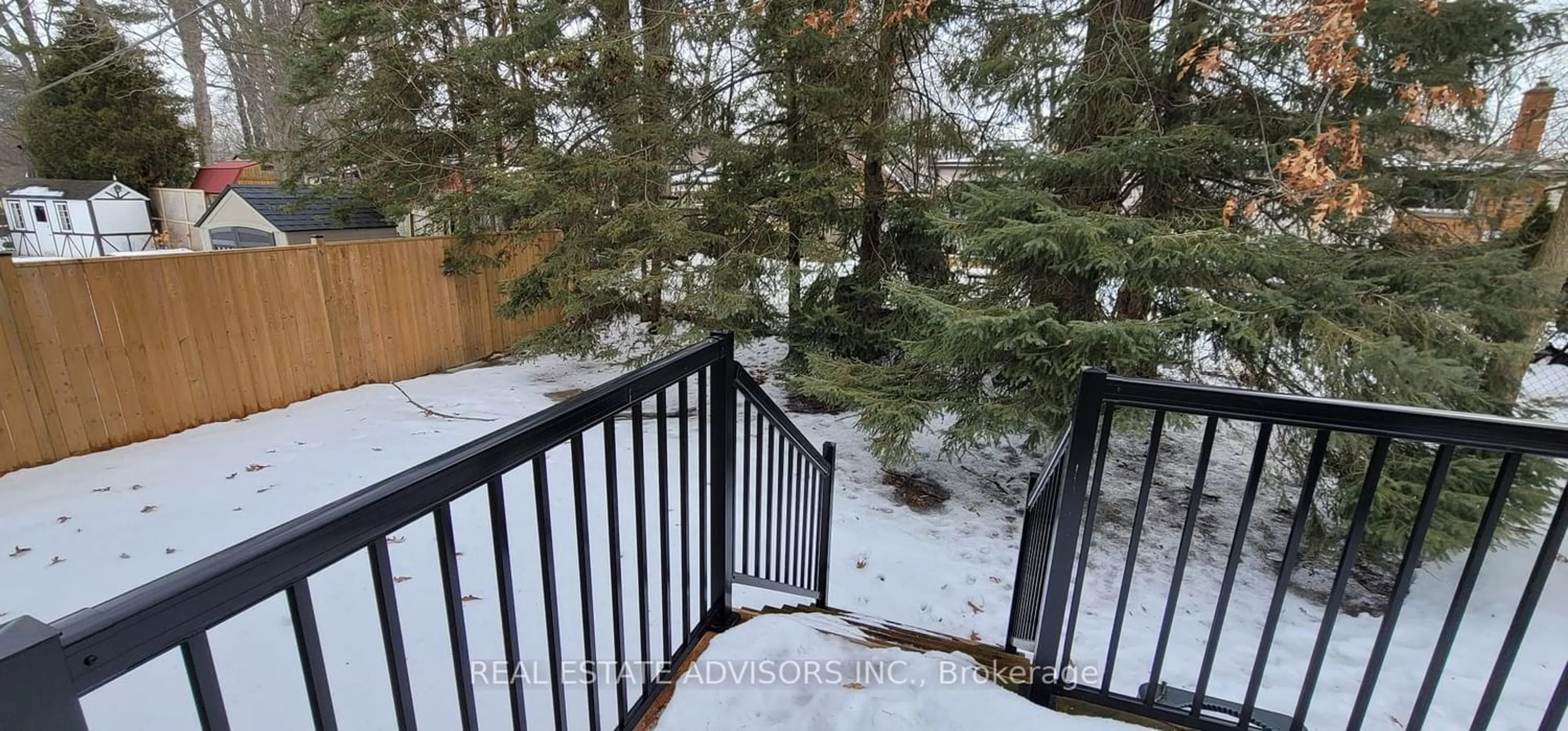 Fenced yard for 21 Arcadia Cres, London Ontario N5W 1P5