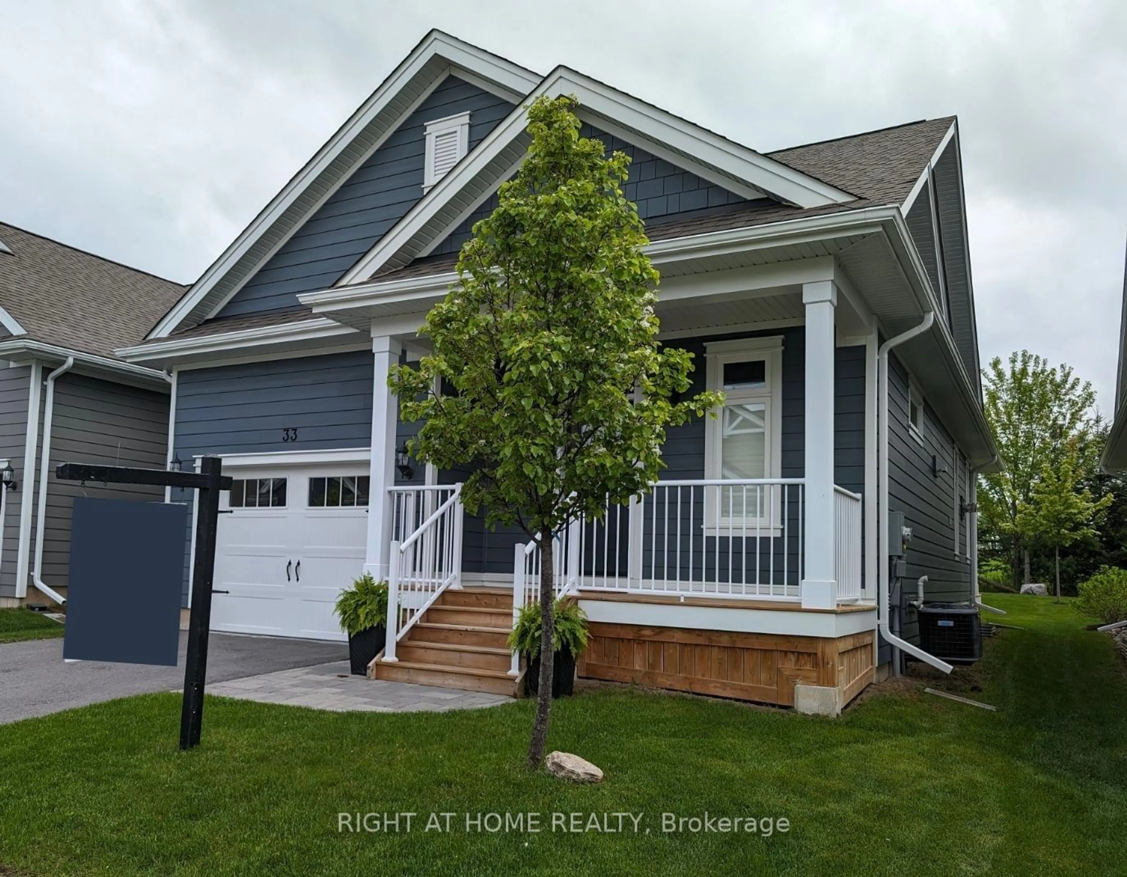 Frontside or backside of a home for 33 Charlton Crt #18, Smith-Ennismore-Lakefield Ontario K0L 2H0