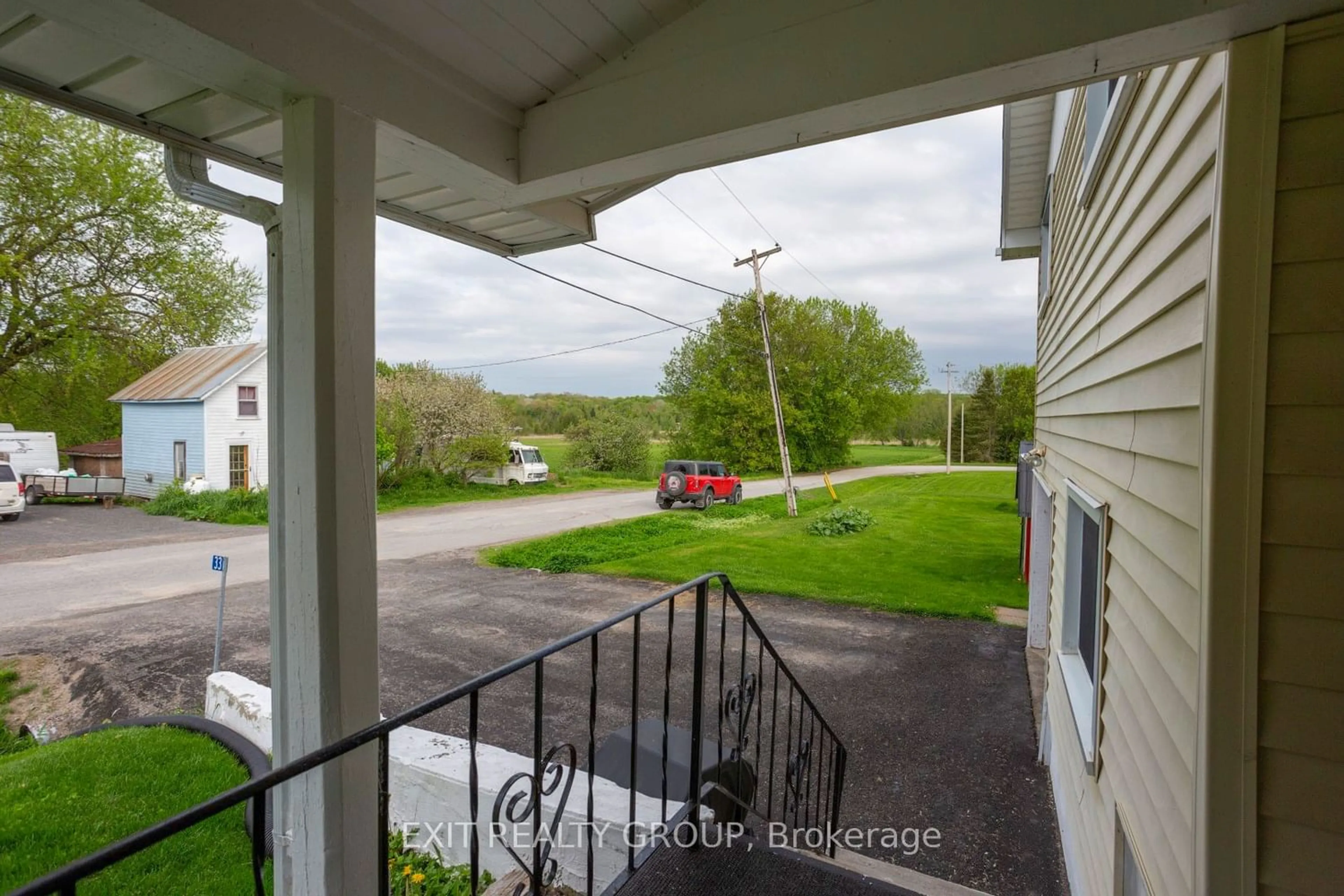 Patio, the street view for 33 Franklin St, Tweed Ontario K0K 2L0