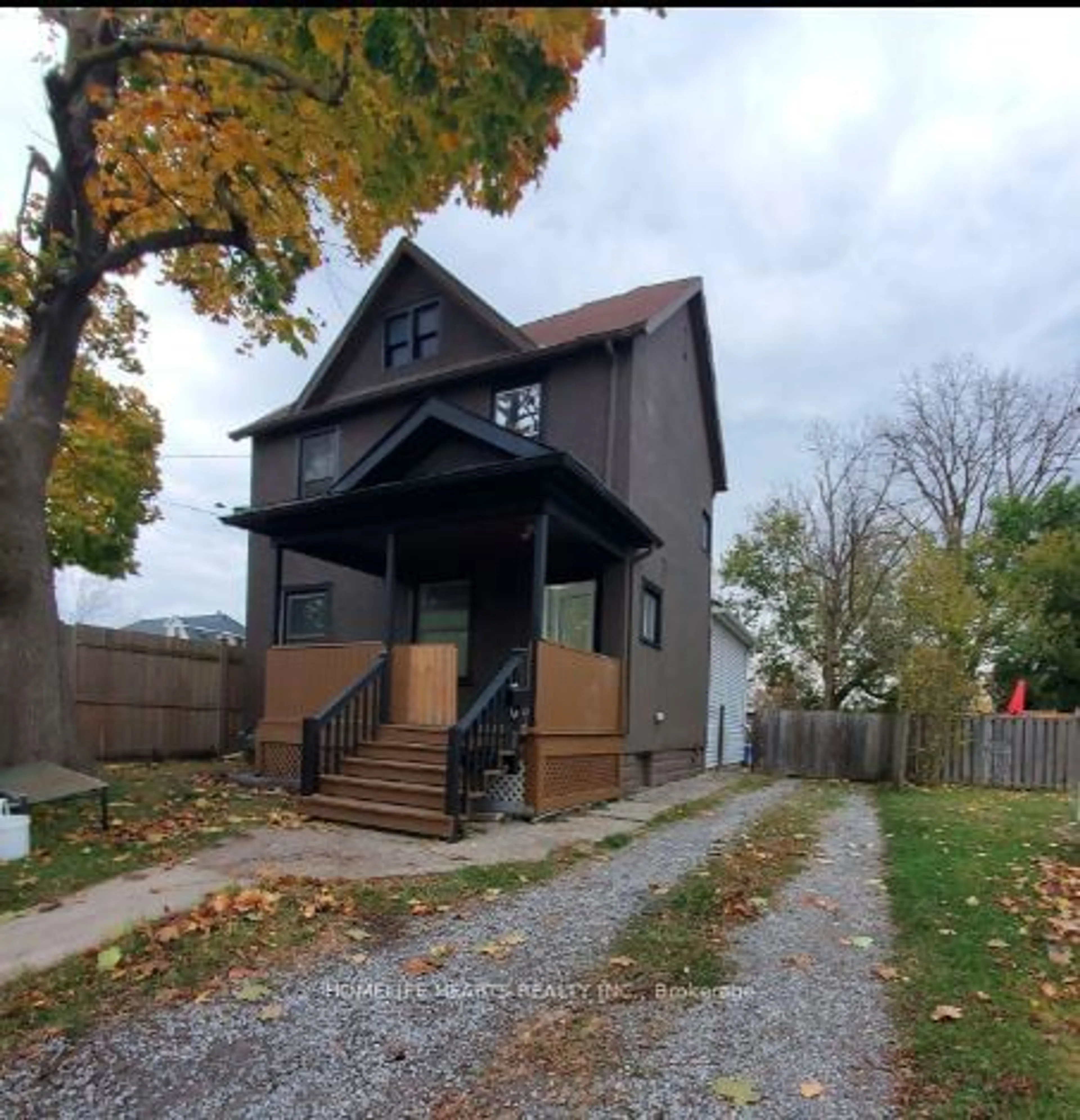 Frontside or backside of a home for 4540 Second Ave, Niagara Falls Ontario L2E 4H4