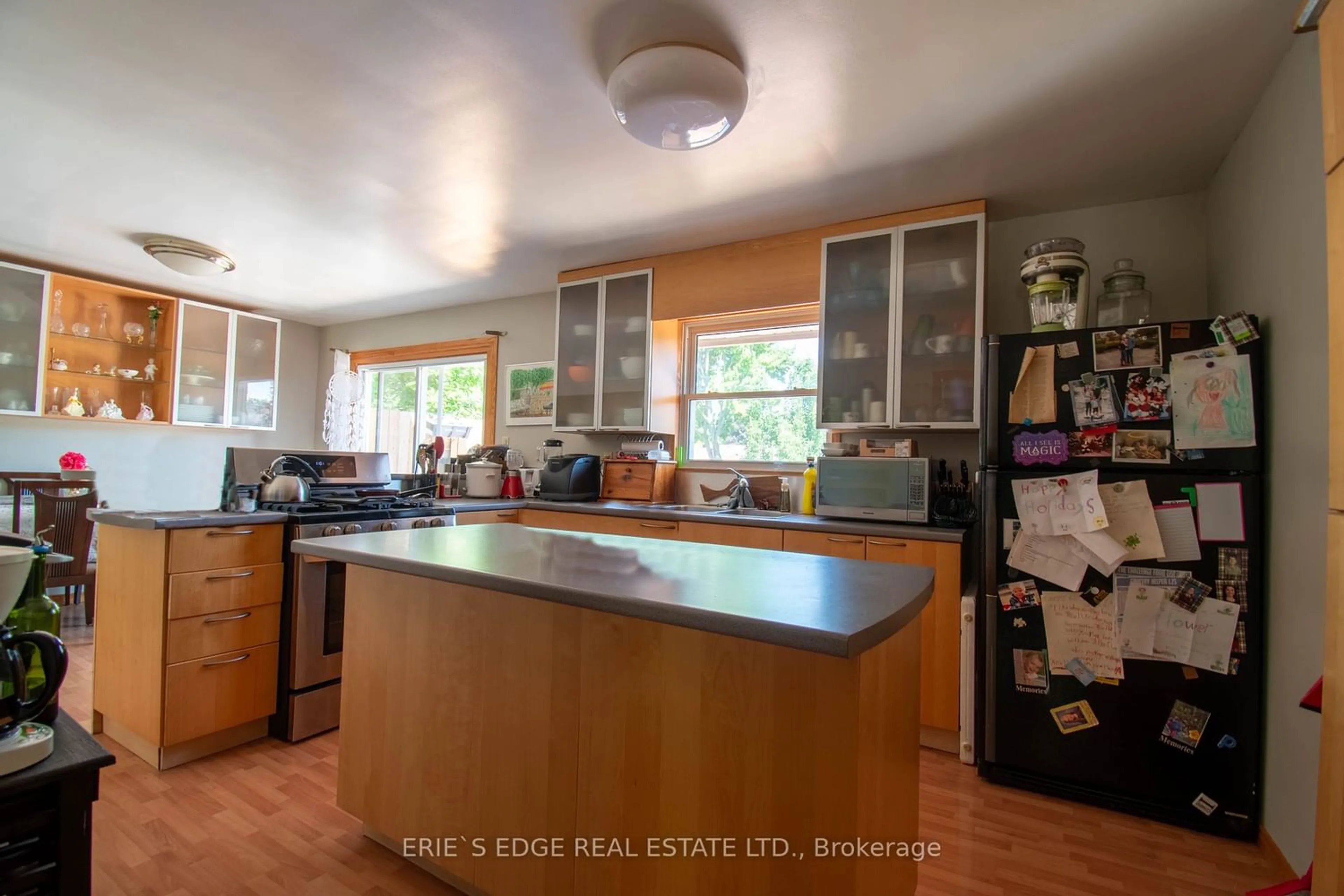 Kitchen, cottage for 3 Andover Ave, Tillsonburg Ontario N4G 4J4
