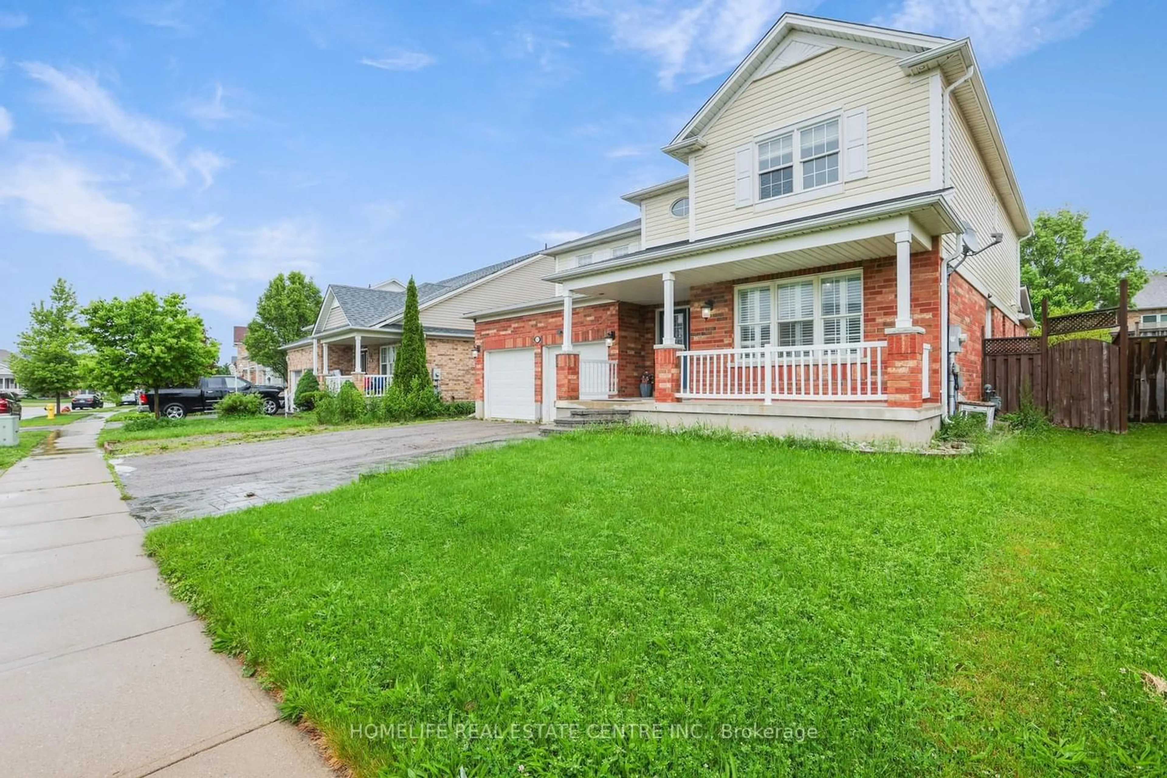 Indoor entryway for 57 Webb Ave, Brantford Ontario N3T 6S6