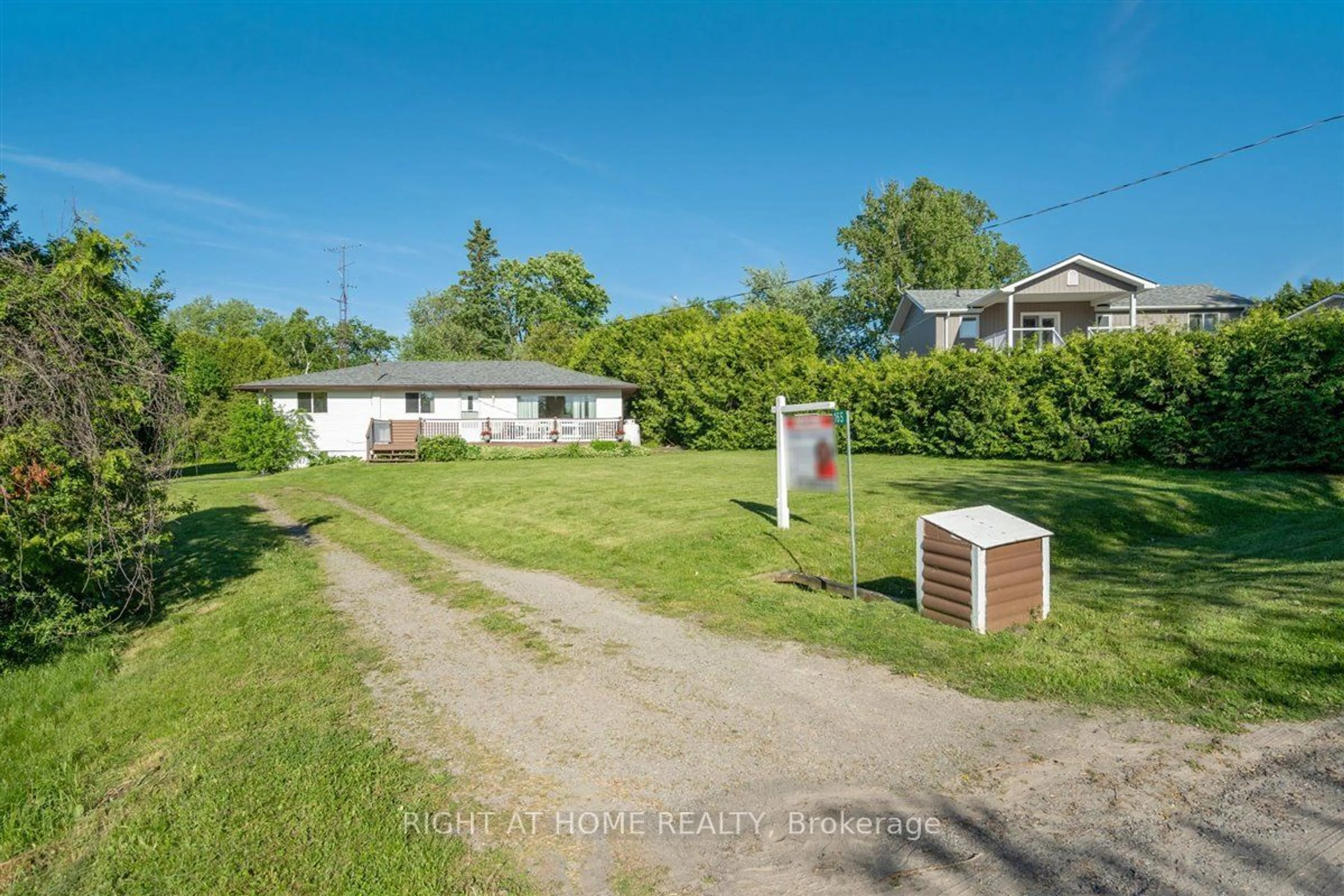 Frontside or backside of a home for 165 Pitts Cove Rd, Kawartha Lakes Ontario K0M 1L0