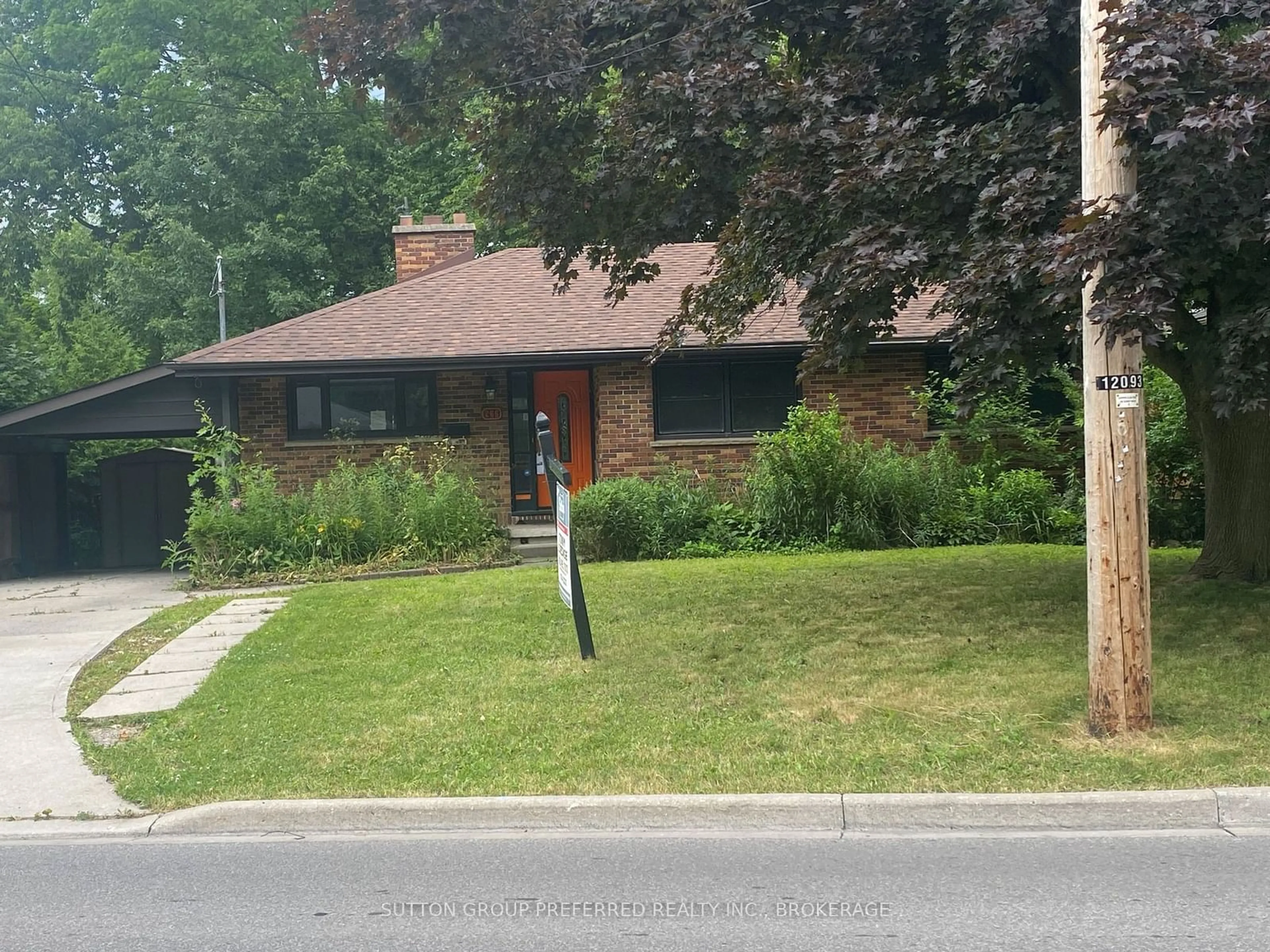 Frontside or backside of a home for 266 GREENWOOD Ave, London Ontario N6J 3G4