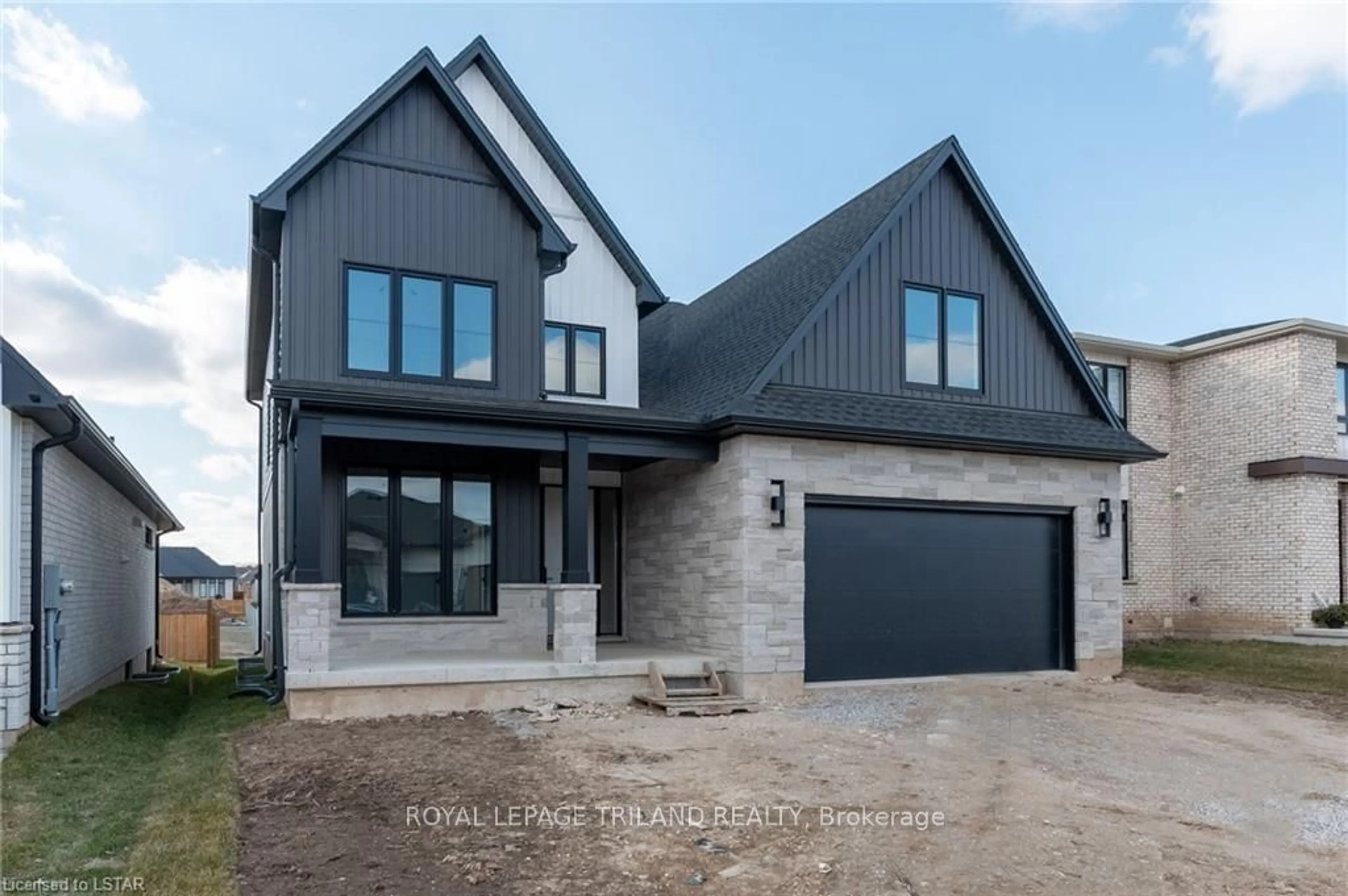 Frontside or backside of a home for 53 Briscoe Cres, Strathroy-Caradoc Ontario N7G 0G3
