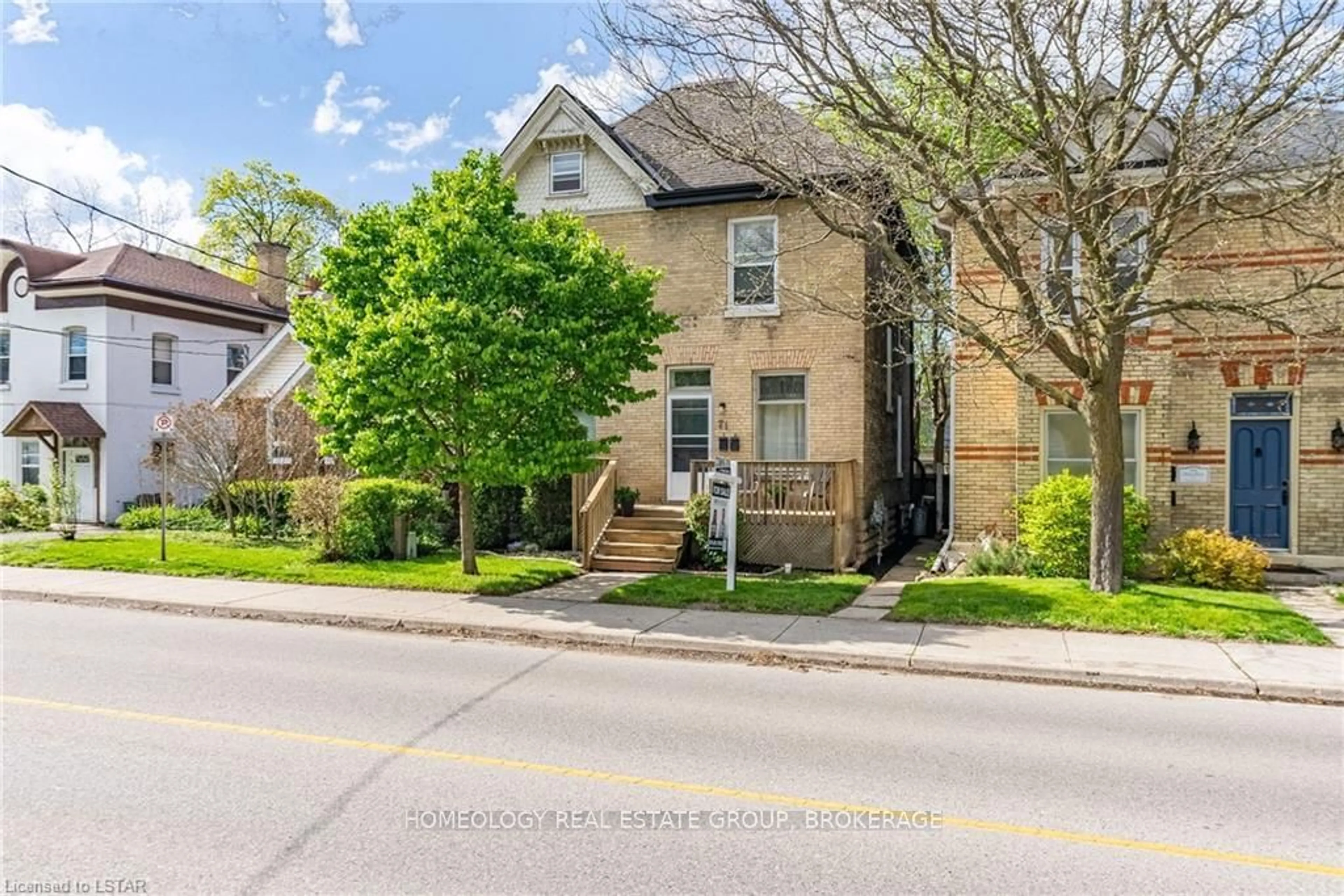 A pic from exterior of the house or condo for 71 STANLEY St, London Ontario N6C 1B3