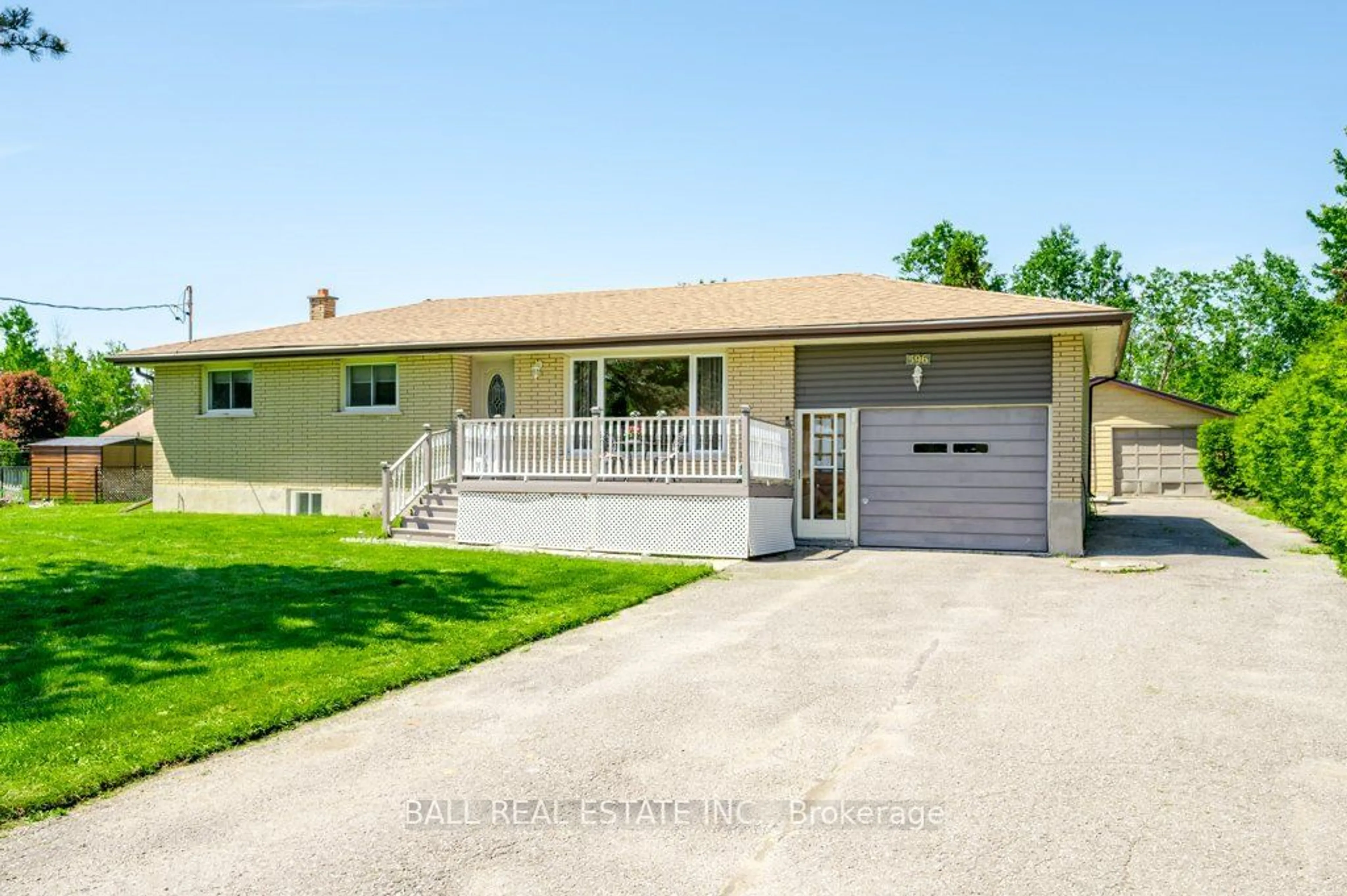 Frontside or backside of a home for 596 Vincent Ave, Smith-Ennismore-Lakefield Ontario K0L 1T0
