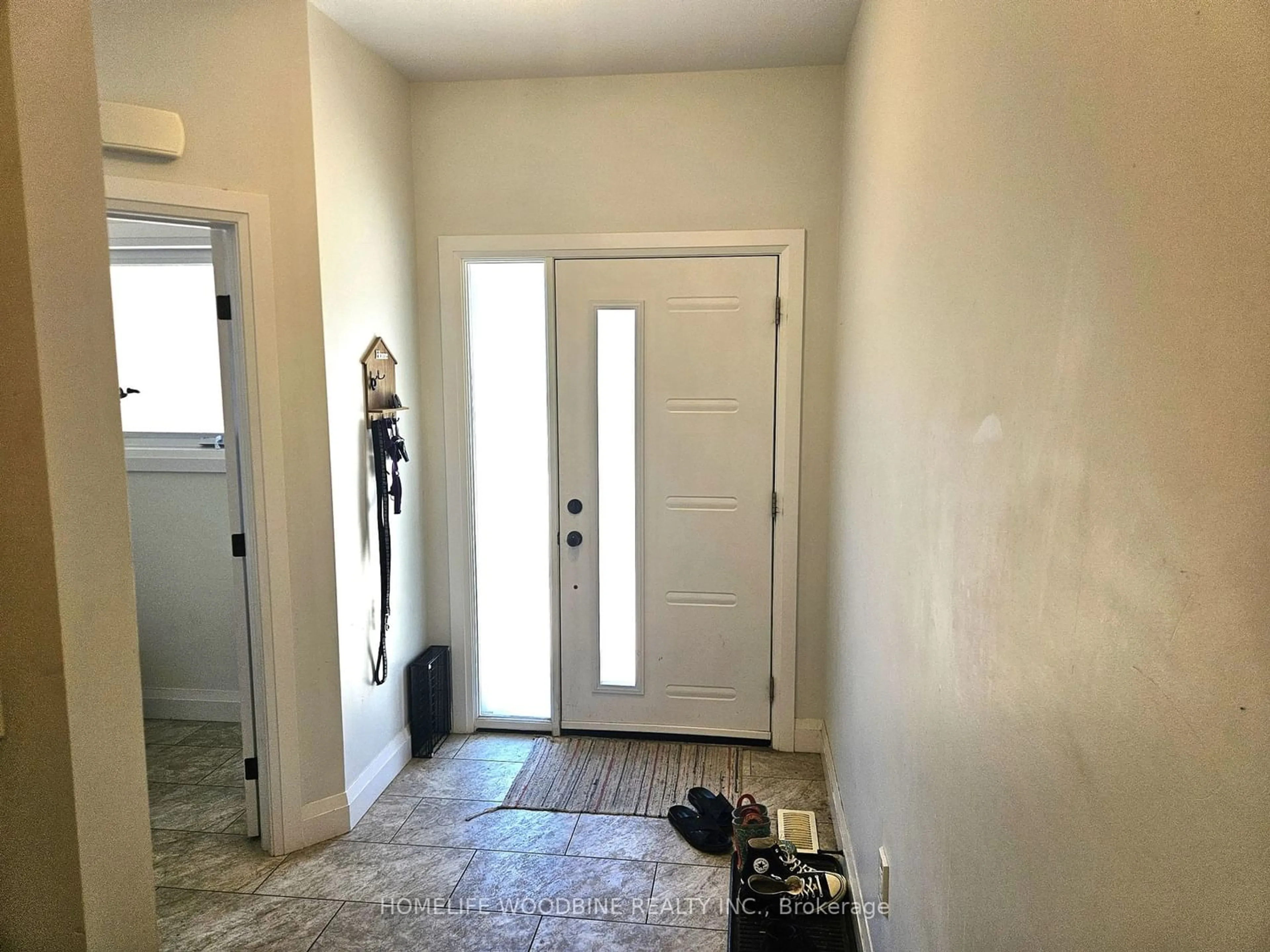 Indoor entryway, not visible floor for 360 Quarter Town Line #103, Tillsonburg Ontario N4G 0H7