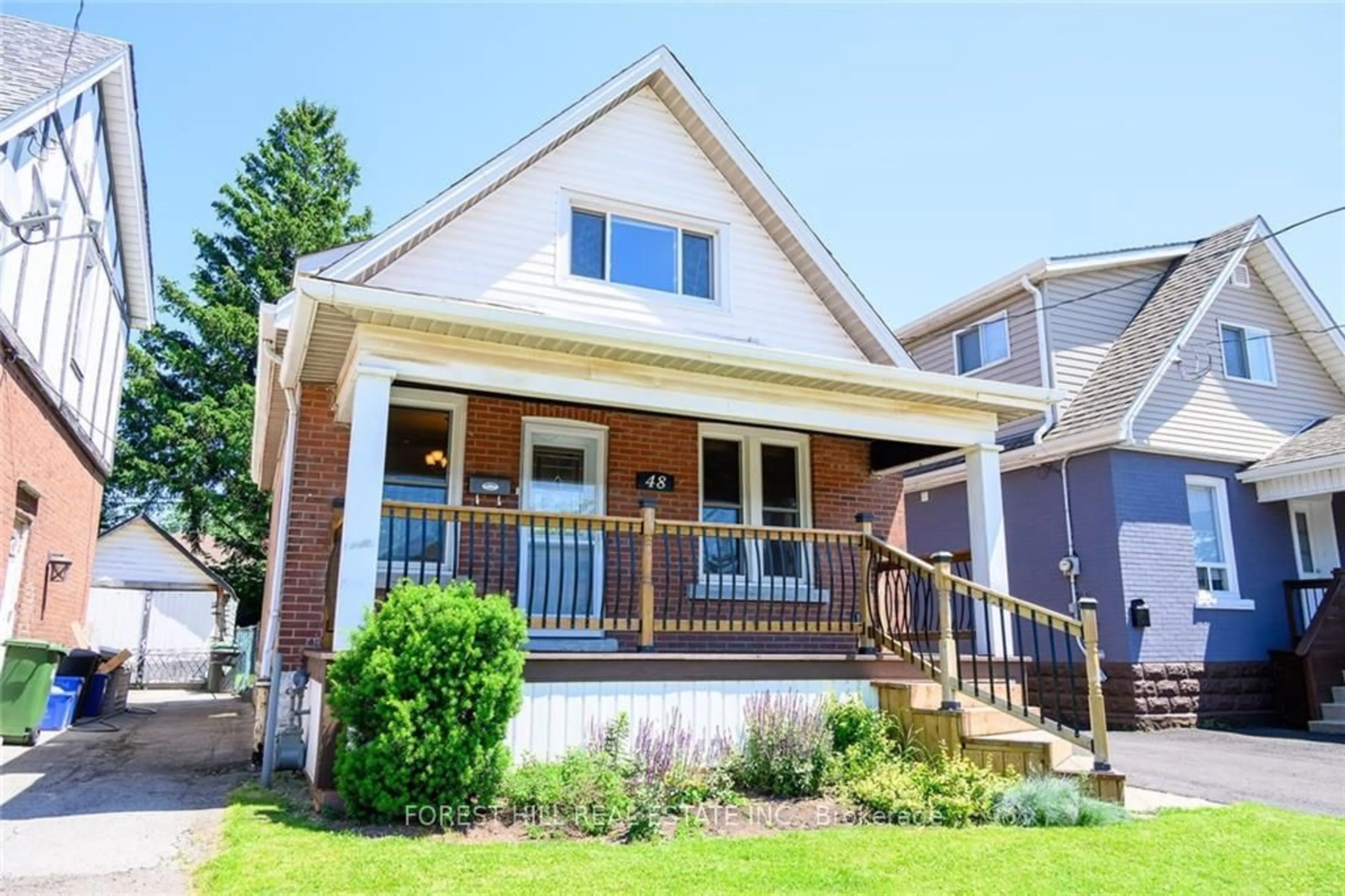 Frontside or backside of a home for 48 Connaught Ave, Hamilton Ontario L8L 6Y8