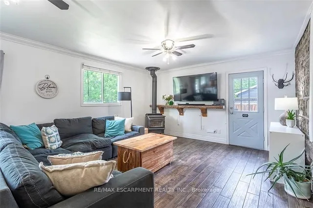 Additional property image - 1539 Brock Rd