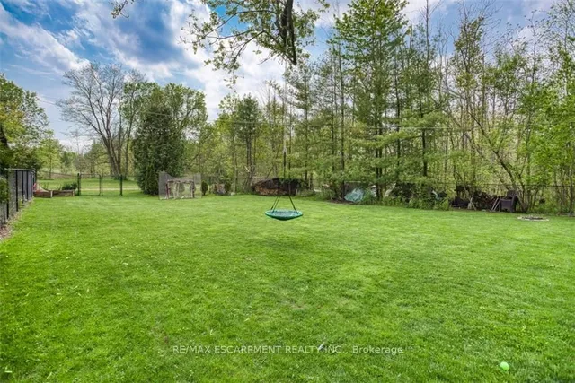 Additional property image - 1539 Brock Rd