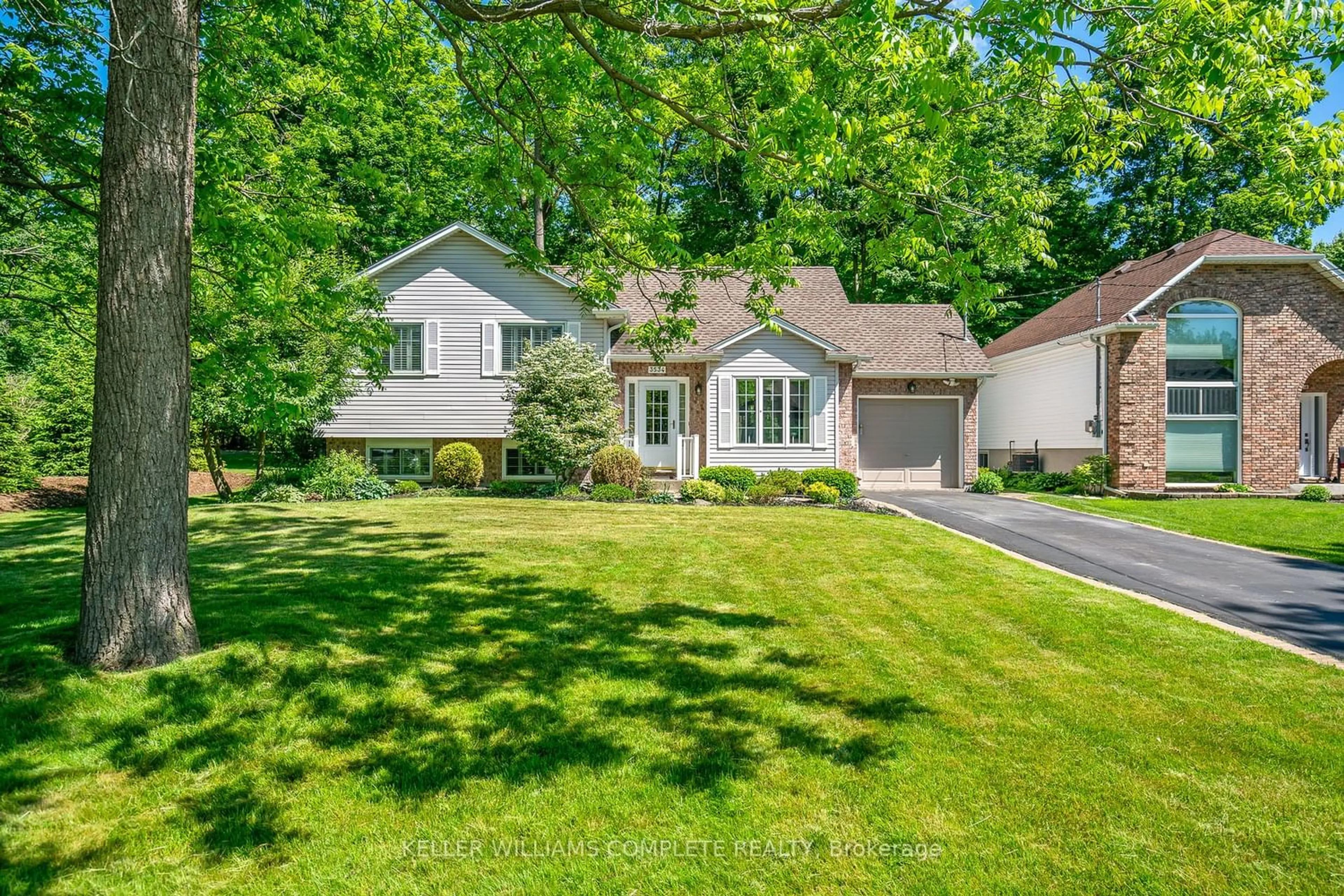 Frontside or backside of a home for 3534 Dominion Rd, Fort Erie Ontario L0S 1N0