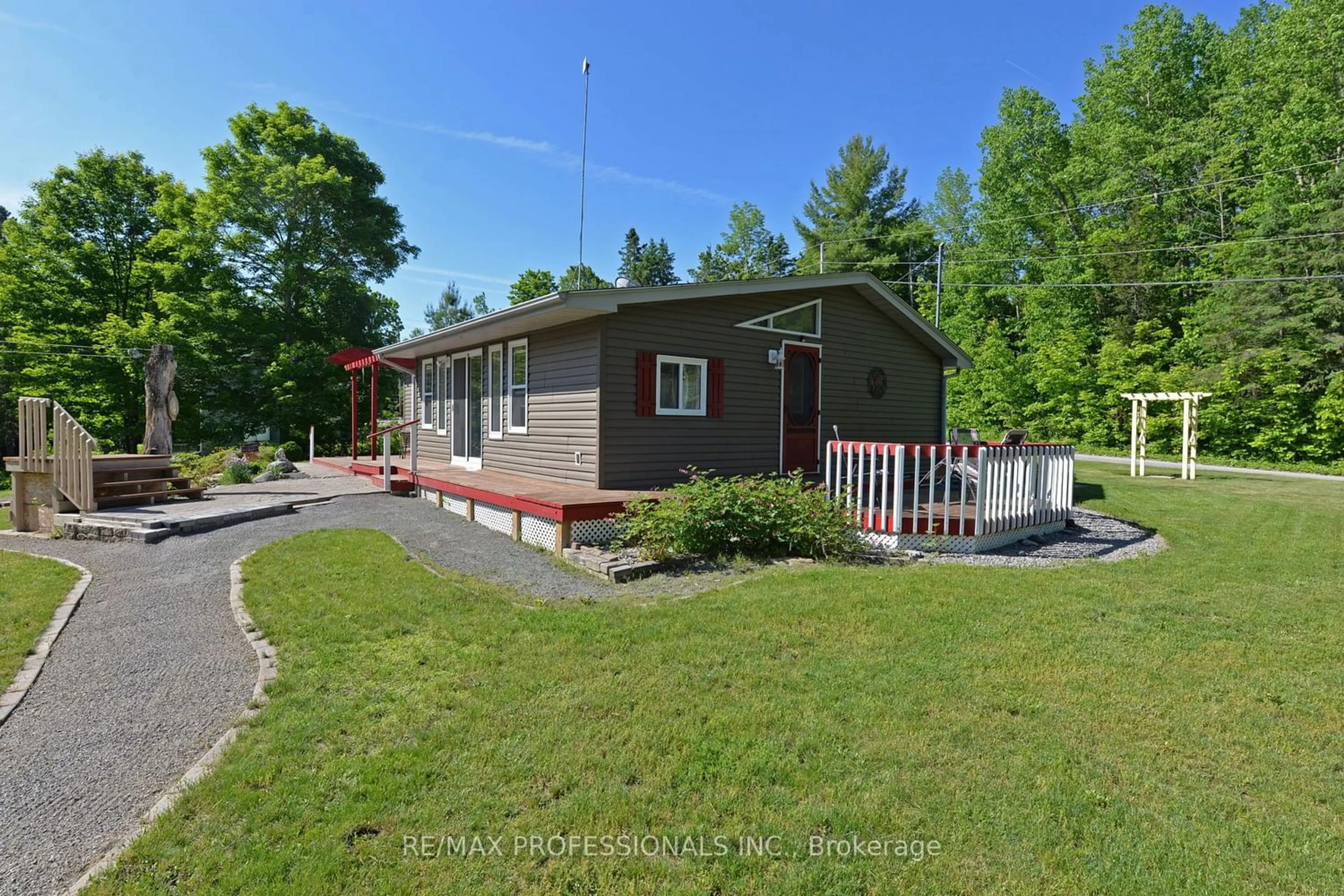 Cottage for 15 Cedar Hill Rd, Trent Hills Ontario K0K 2M0