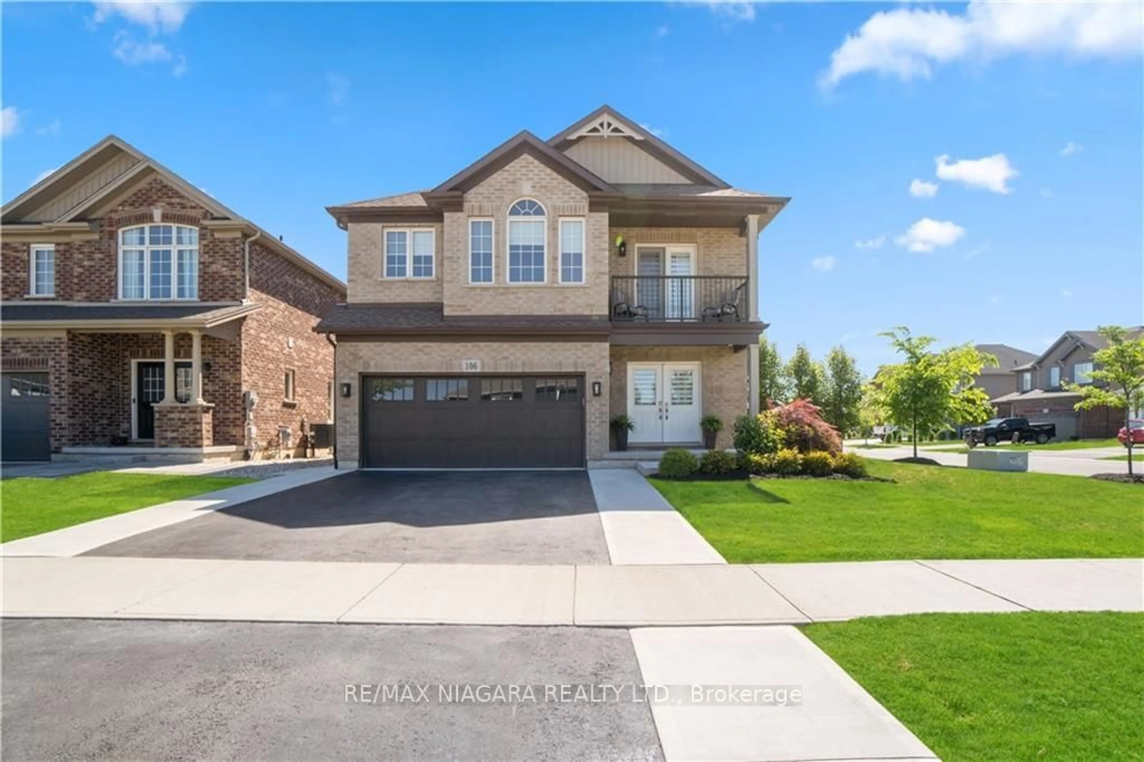 Frontside or backside of a home for 106 Spruce Cres, Welland Ontario L3C 0C6