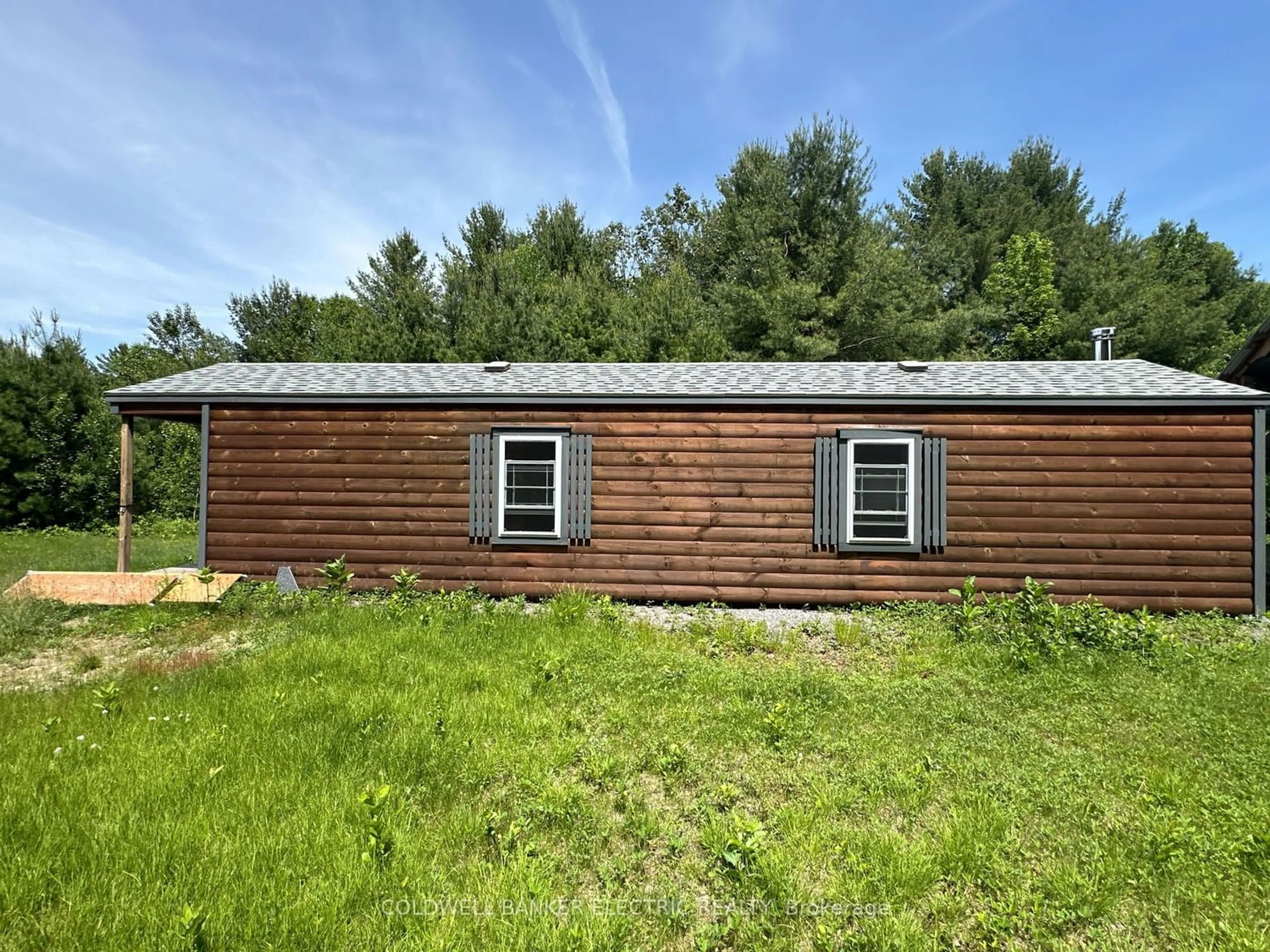 Shed for Lot 27 Concession 5, Addington Highlands Ontario K0H 2G0