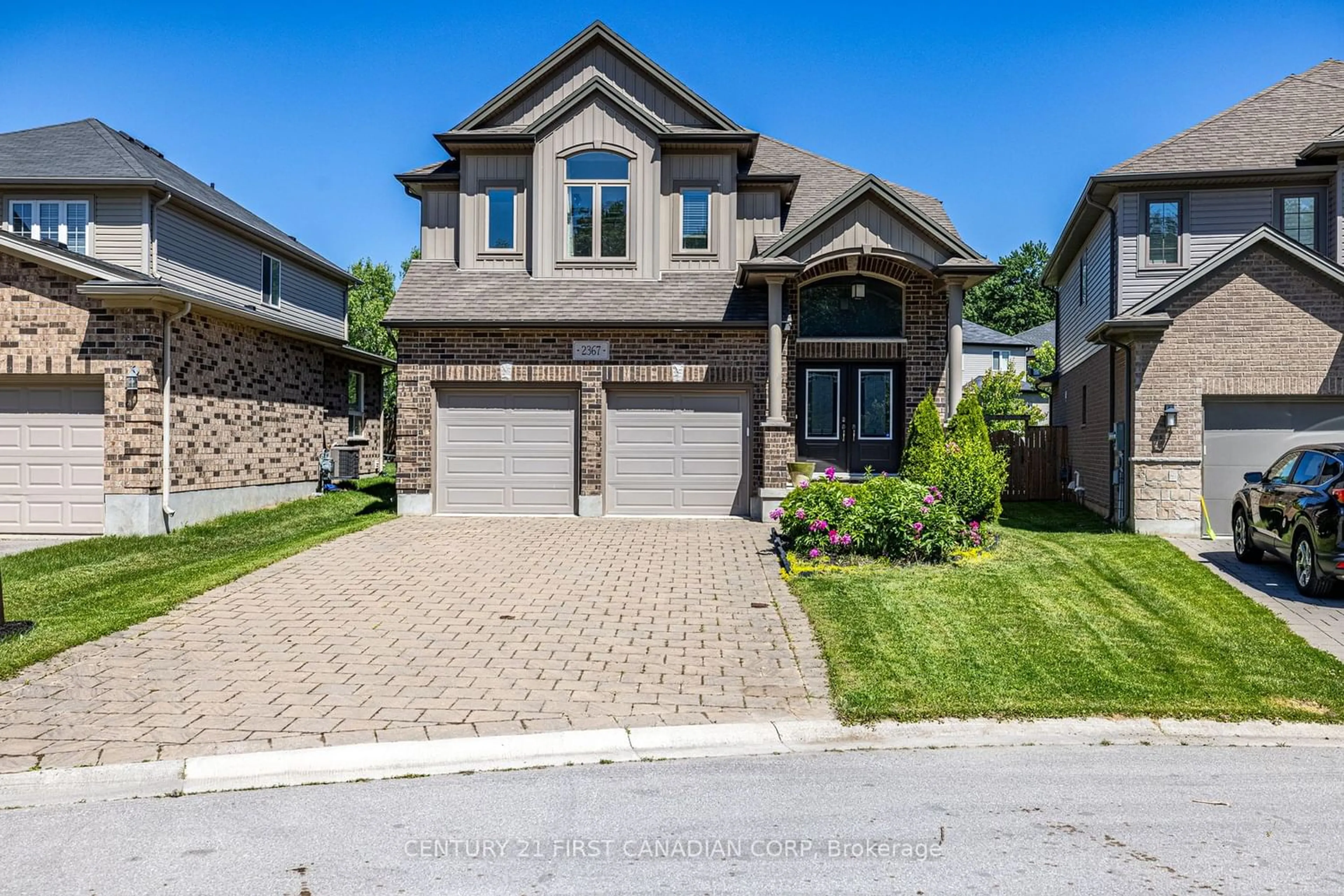 Frontside or backside of a home for 2367 Yellowbirch Crt, London Ontario N6G 0L2